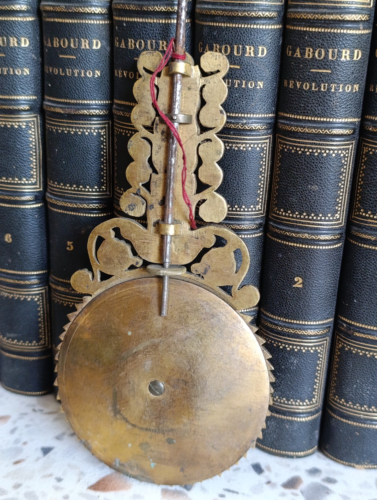 Balancier Soleil Ancien de Pendule en Laiton Décor Floral Style Empire