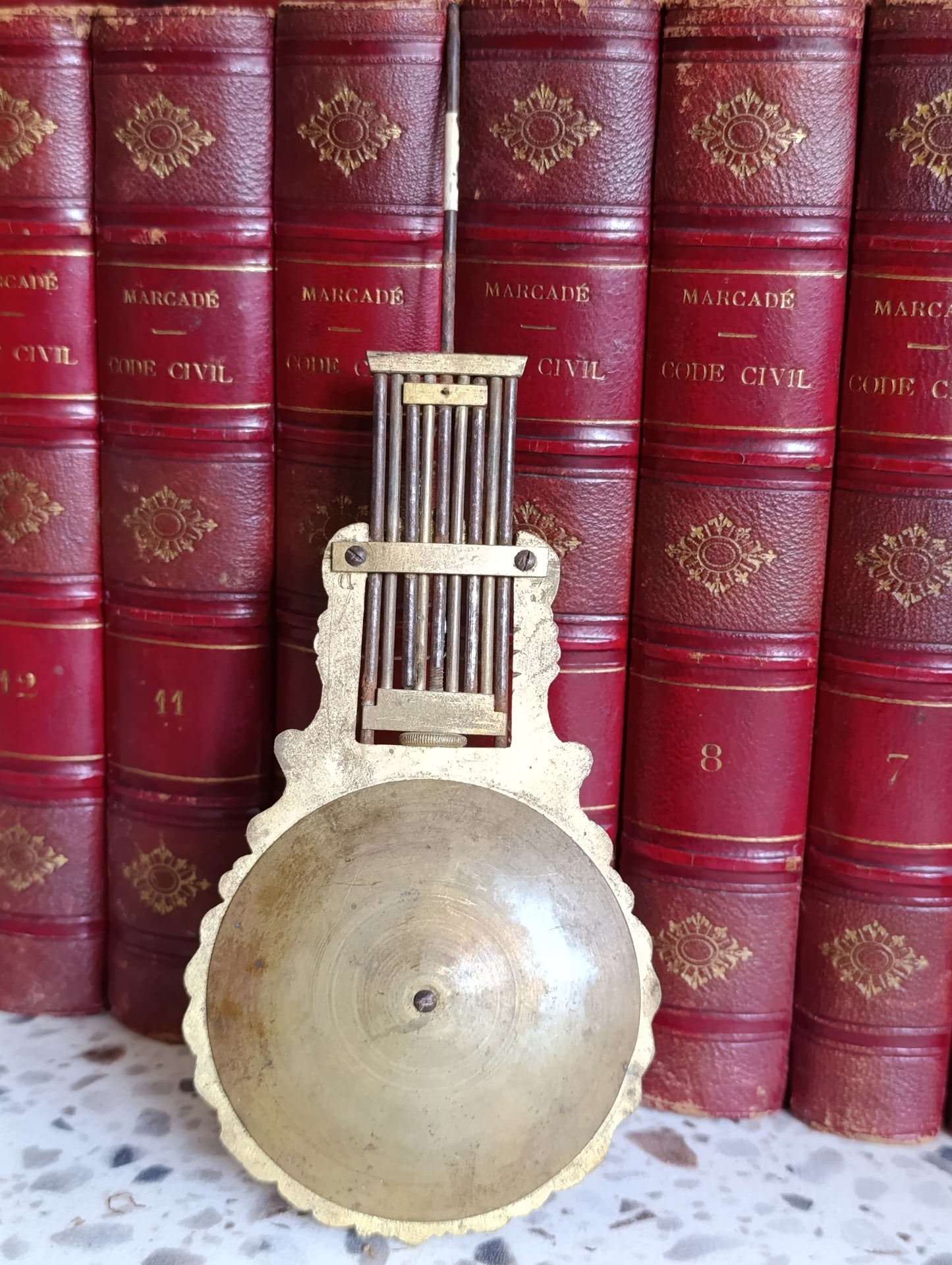Balancier Lyre Ancien de Pendule Rocaille en Laiton Doré XIXe Siècle