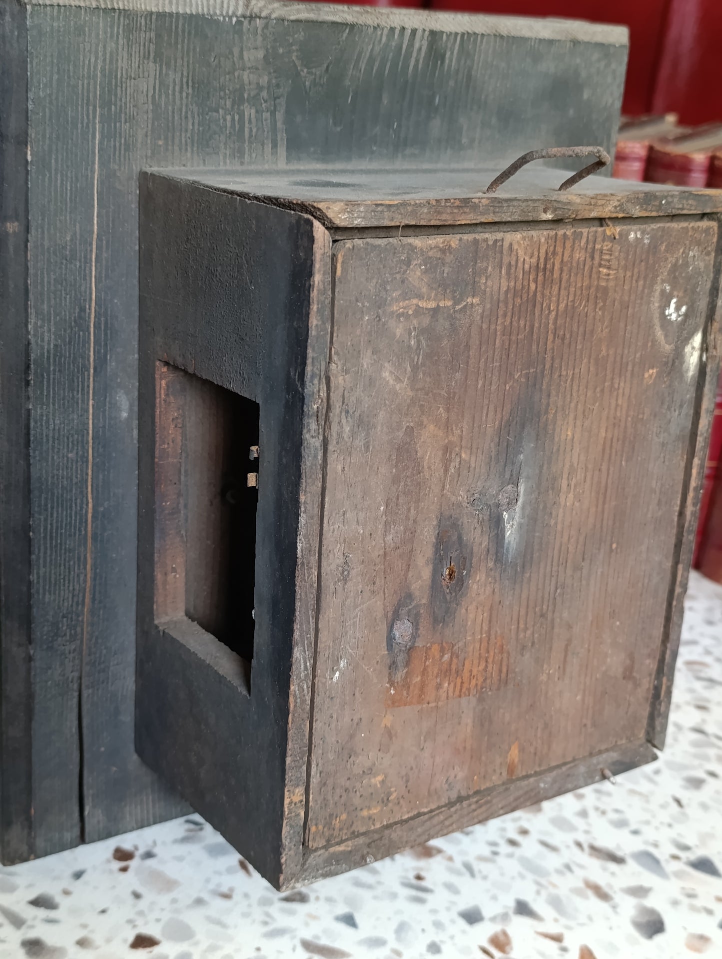 Horloge Comtoise Miniature Ancienne à Décor de Chasse au Cerf XIXe Siècle