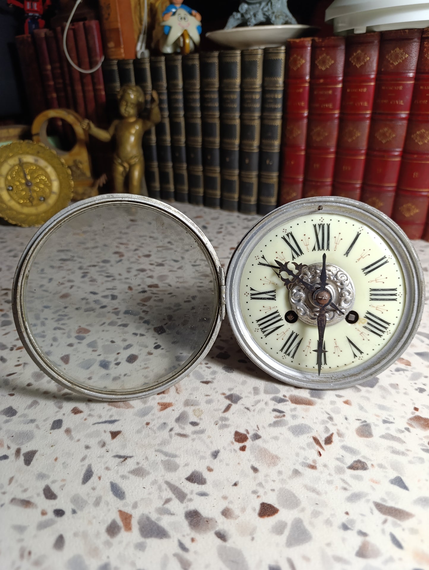 Mouvement d'horloge ancien Japy Frères n°563 avec cadran émaillé et lunette – Ø 13 cm