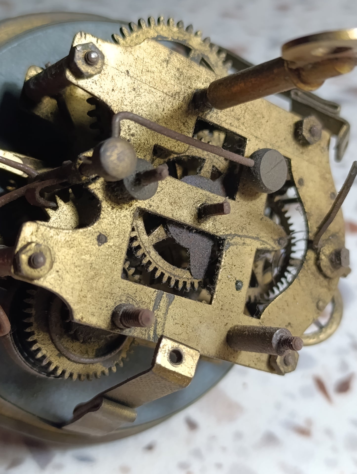 Mécanisme d'horloge de table ancien avec cadran – À restaurer – Pour pièces ou remise en état