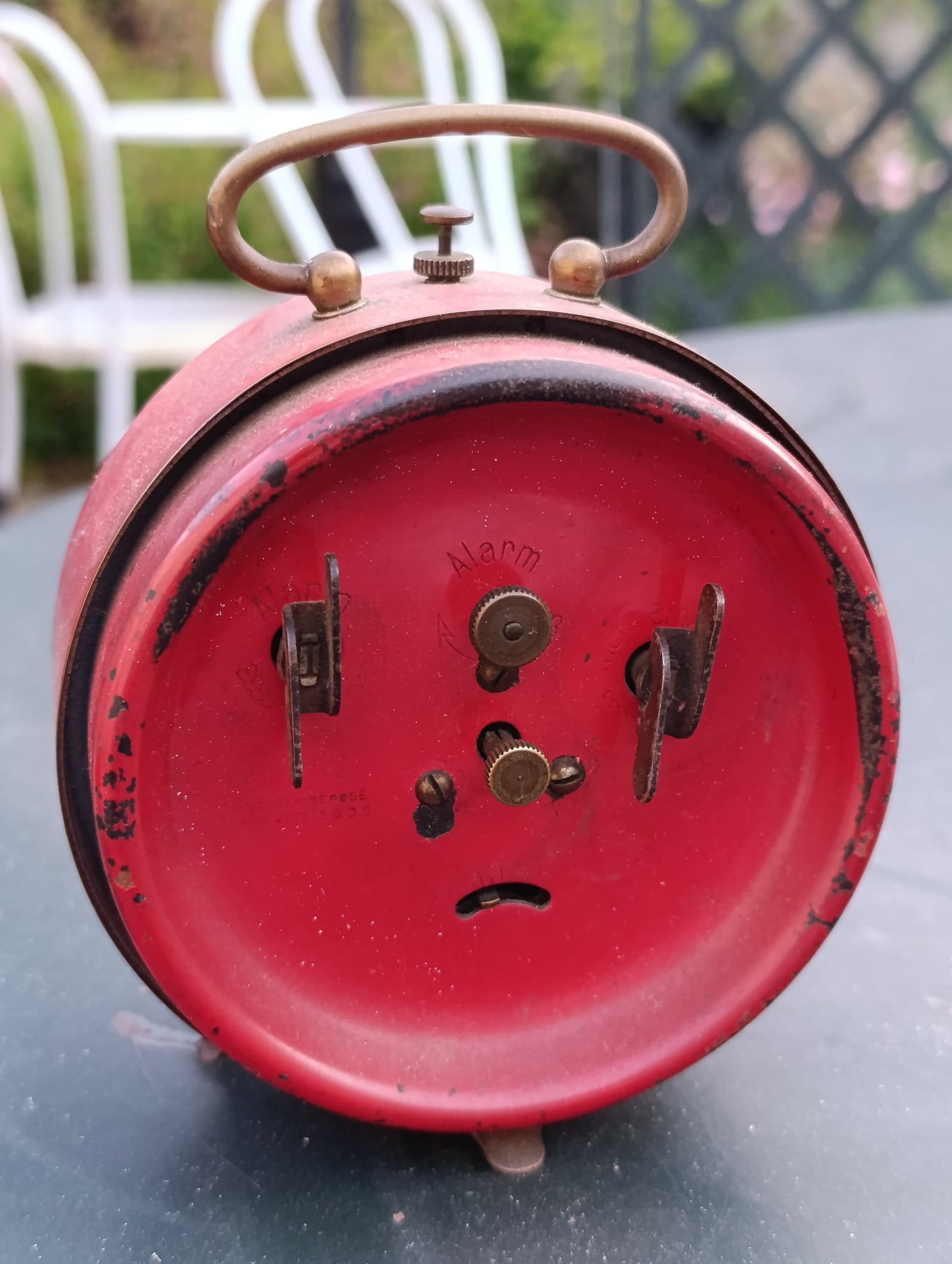 Réveil mécanique JAZ ancien rouge – Made in France – Fonctionnel