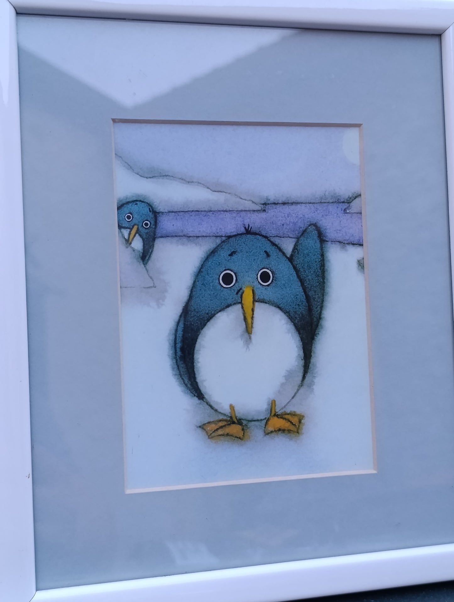 Lot de 2 illustrations encadrées Pingouins – Imprimés décoratifs style enfant – Cadres blancs 24 × 20 cm