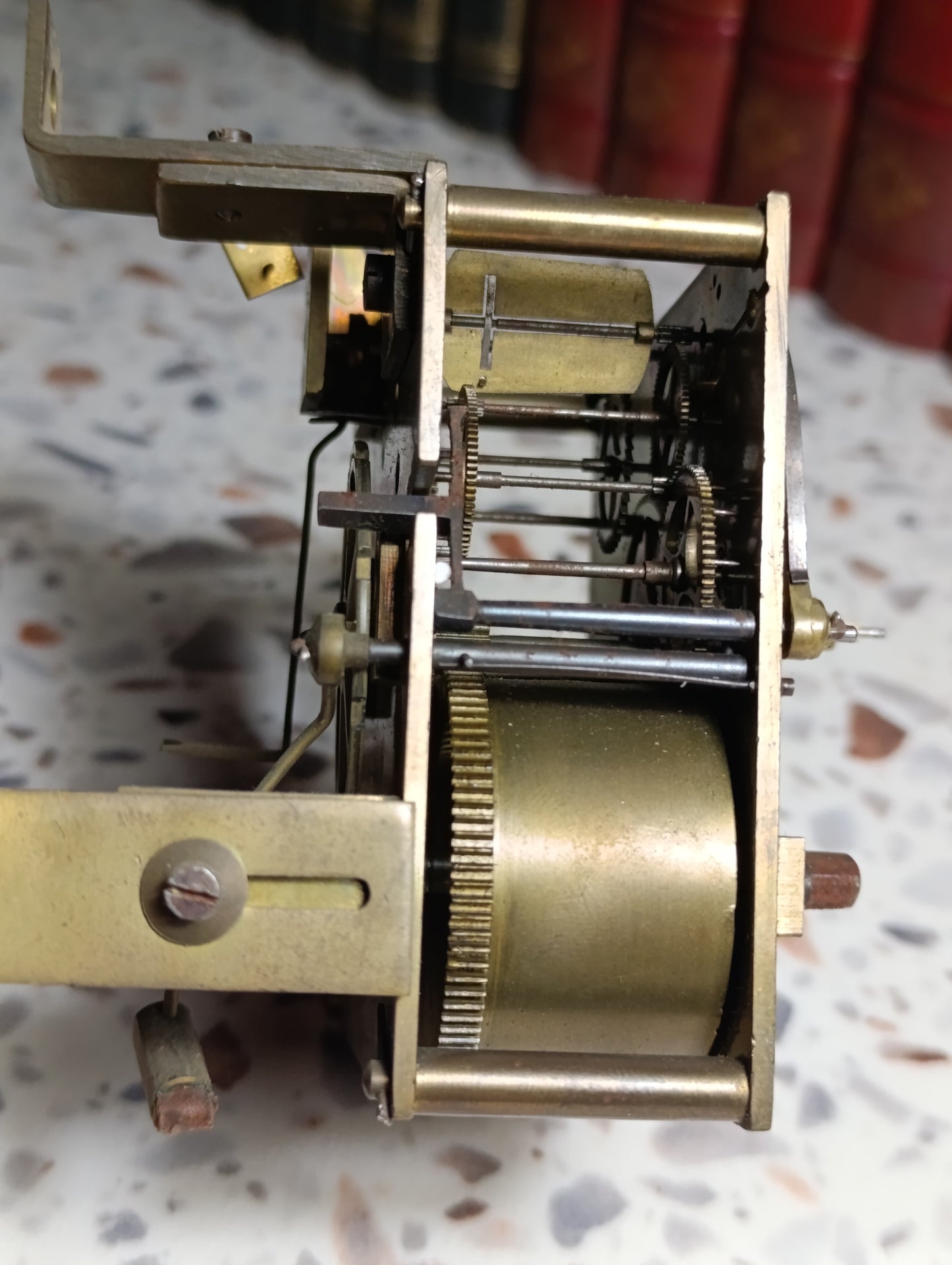 Mécanisme de pendule ancienne Japy avec balancier et suspension