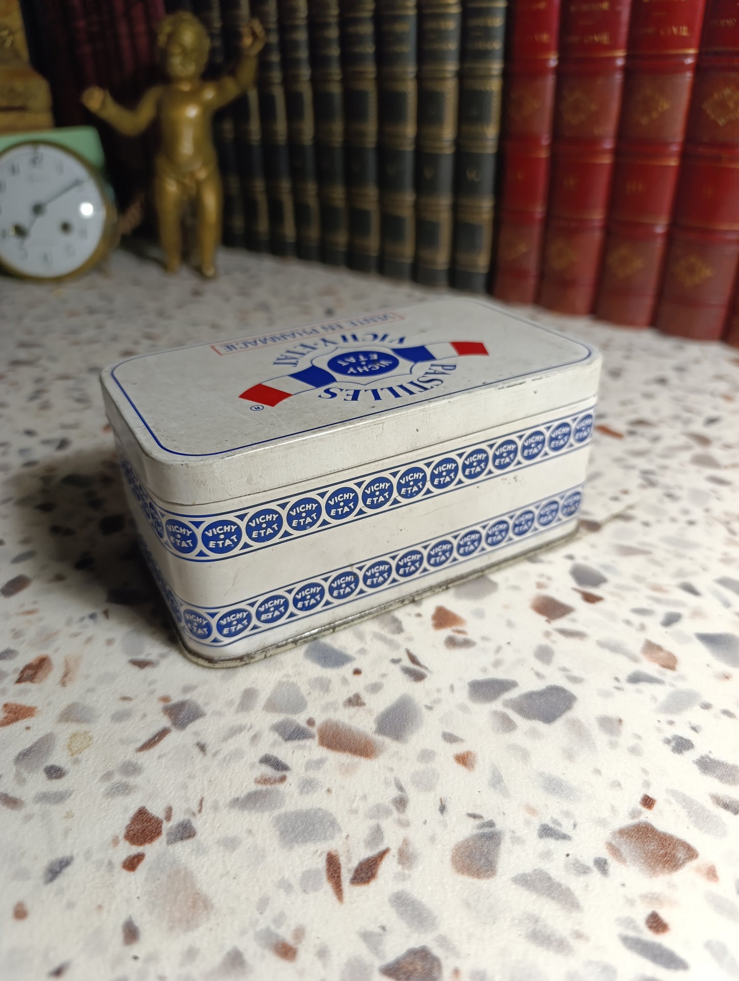 Boîte métallique Pastilles Vichy État – Vente en pharmacie – Boîte publicitaire vintage