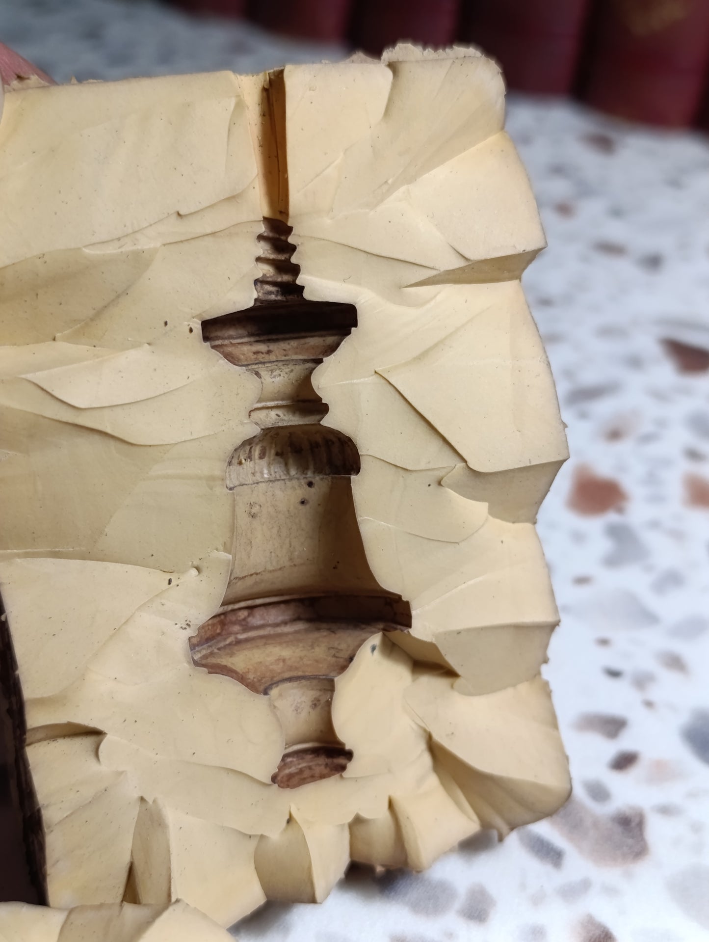 Moule ancien d'horlogerie en caoutchouc – Empreinte de pièce tournée – Atelier d'horloger