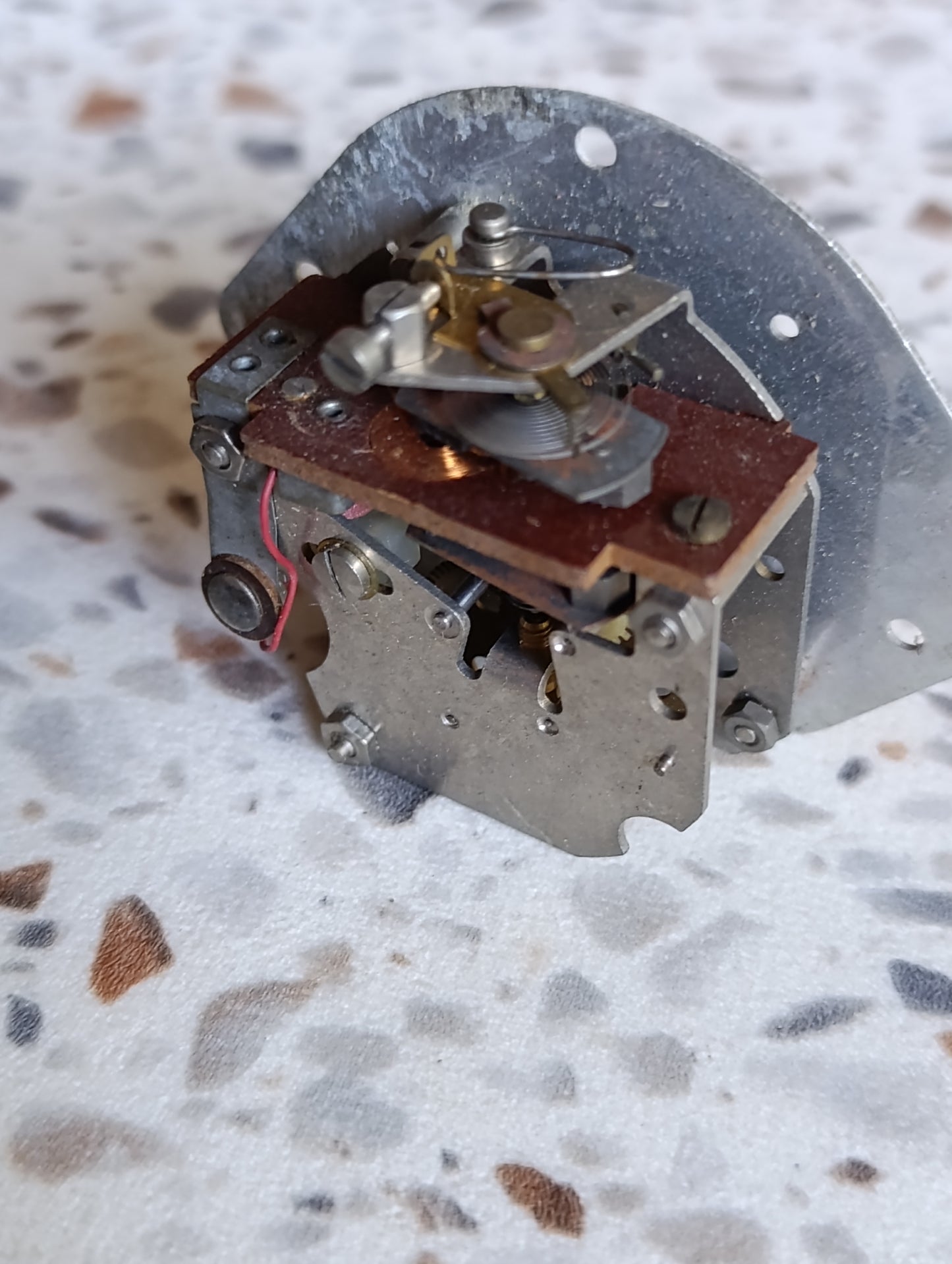 Lot de 3 mouvements d’horloge électrique anciens – Pour pièces ou restauration