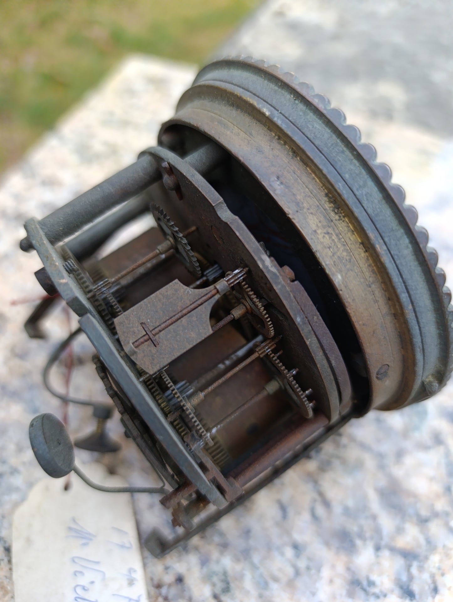 Mouvement d'horloge ancienne L.S & Cie avec cadran émaillé – Pour pièces ou restauration