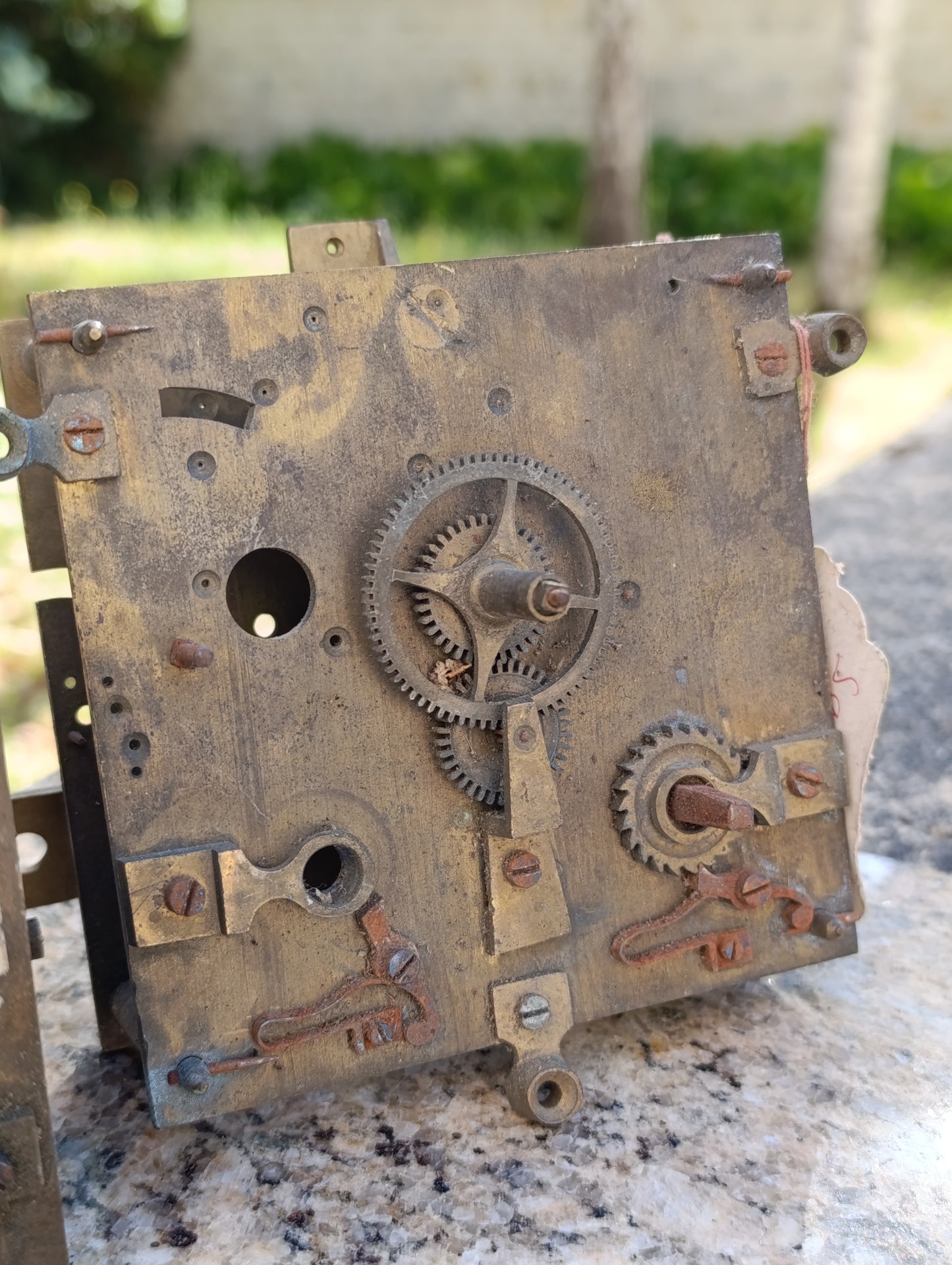 Lot de 2 mouvements d'horloge ancienne à restaurer ou pour pièces