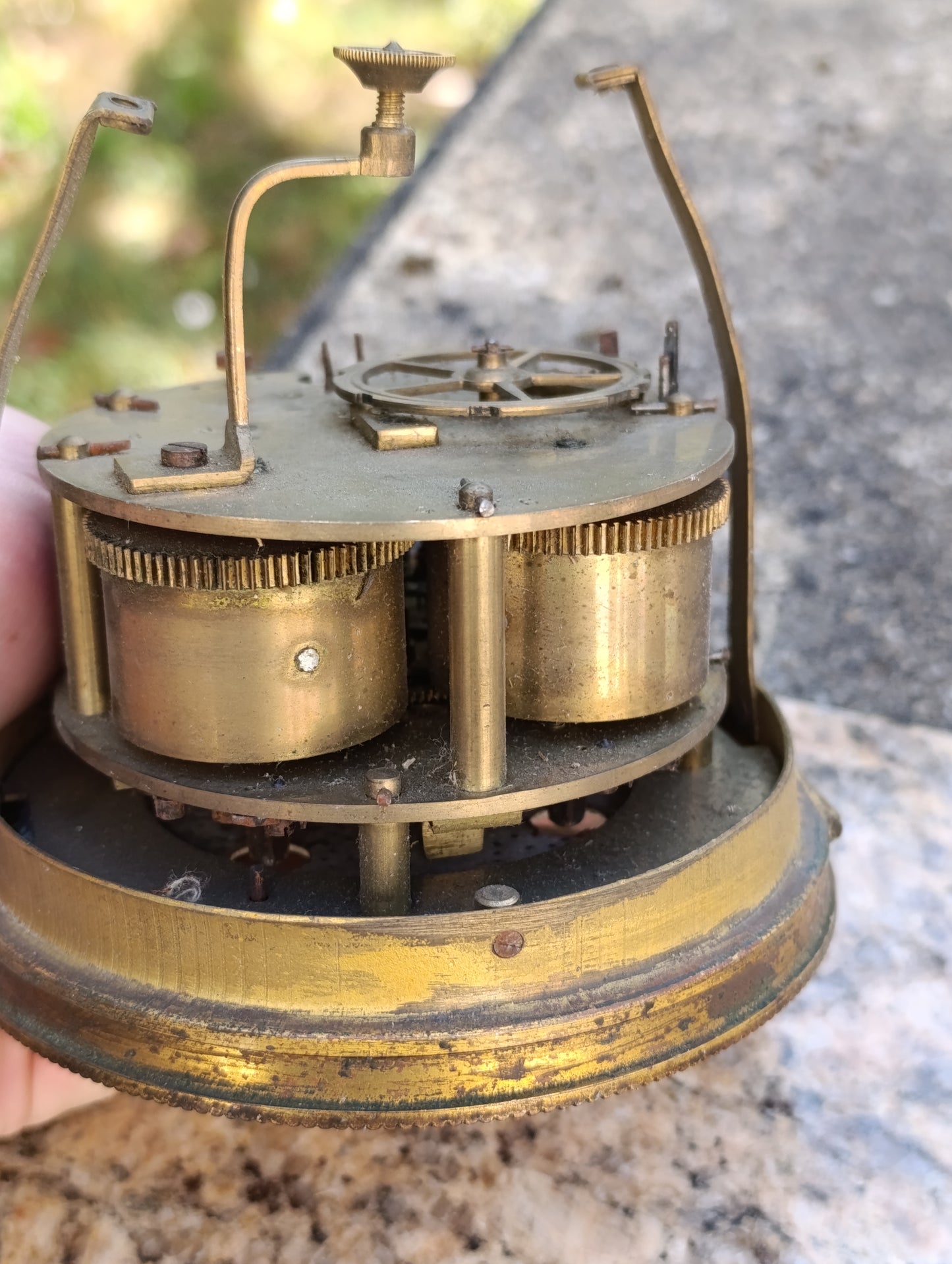 Mouvement de réveil / petite horloge ancien Bien Sac Paris à restaurer – cadran émaillé