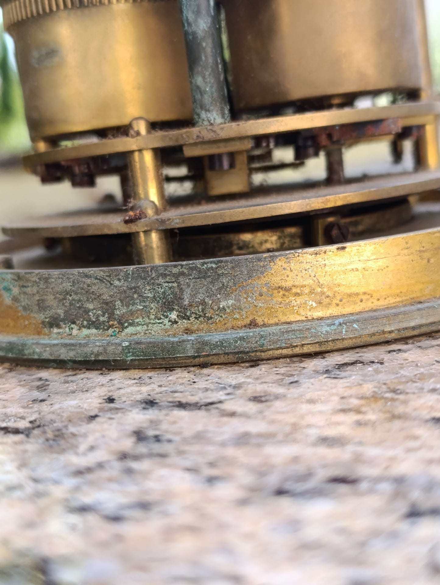 Mouvement d'horloge ancien Marti Cie avec cadran émaillé – Ø 15 cm – pour restauration