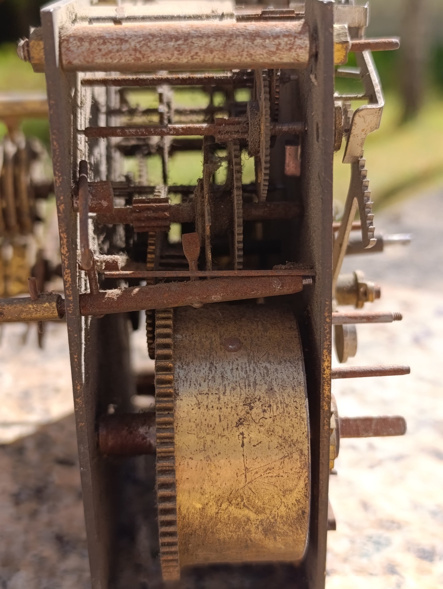 Mouvement d’horloge ancien FISCO à carillon – mécanisme mécanique – pièce détachée à restaurer