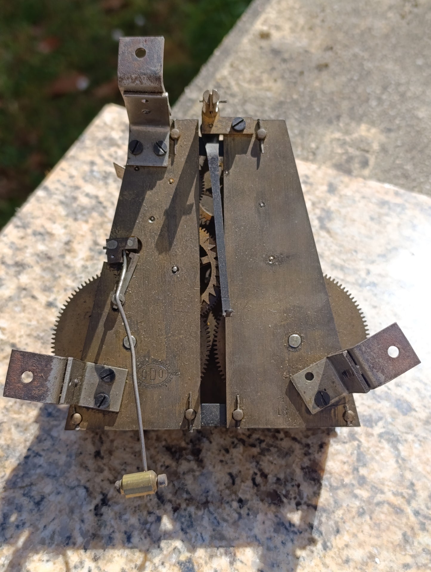 Mouvement d’horloge ancien ODO – fabrication française – pièce détachée