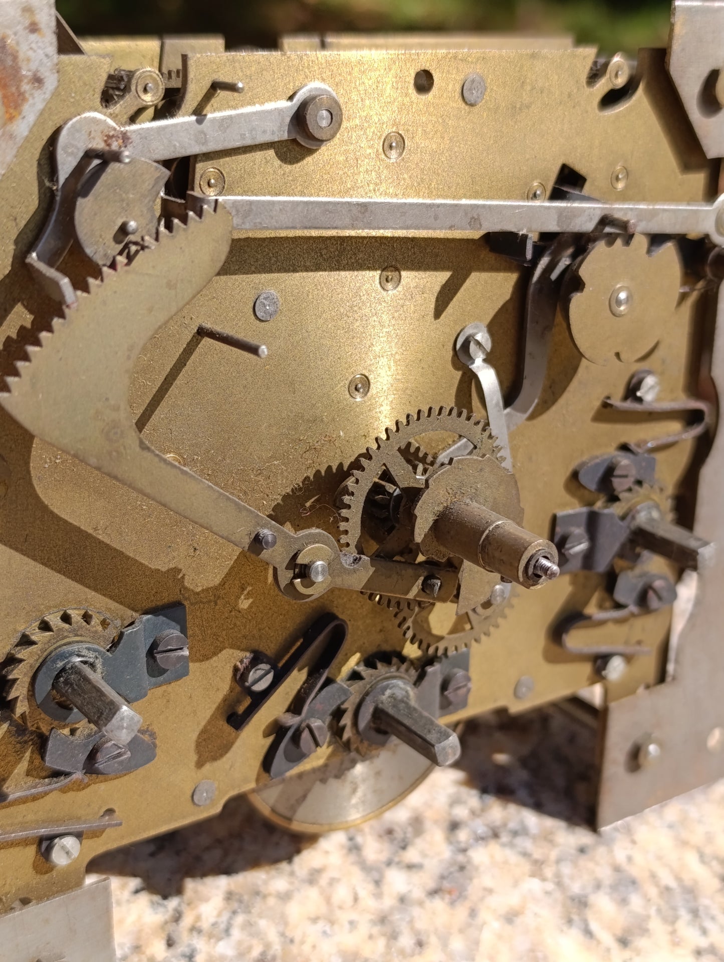 Mouvement d’horloge ancien ODO carillon 5 tiges – pièce détachée – pour restauration