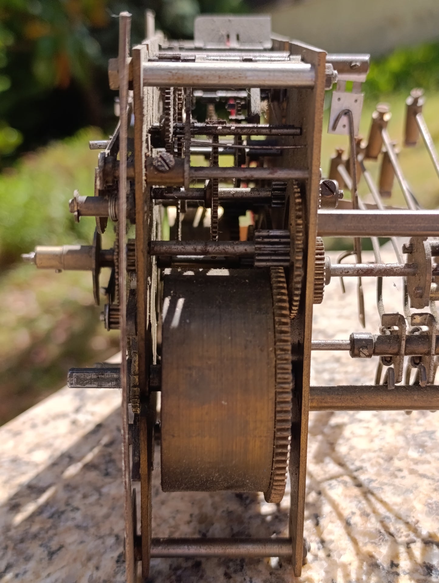 Mouvement d’horloge ancien ODO carillon 5 tiges – pièce détachée – pour restauration