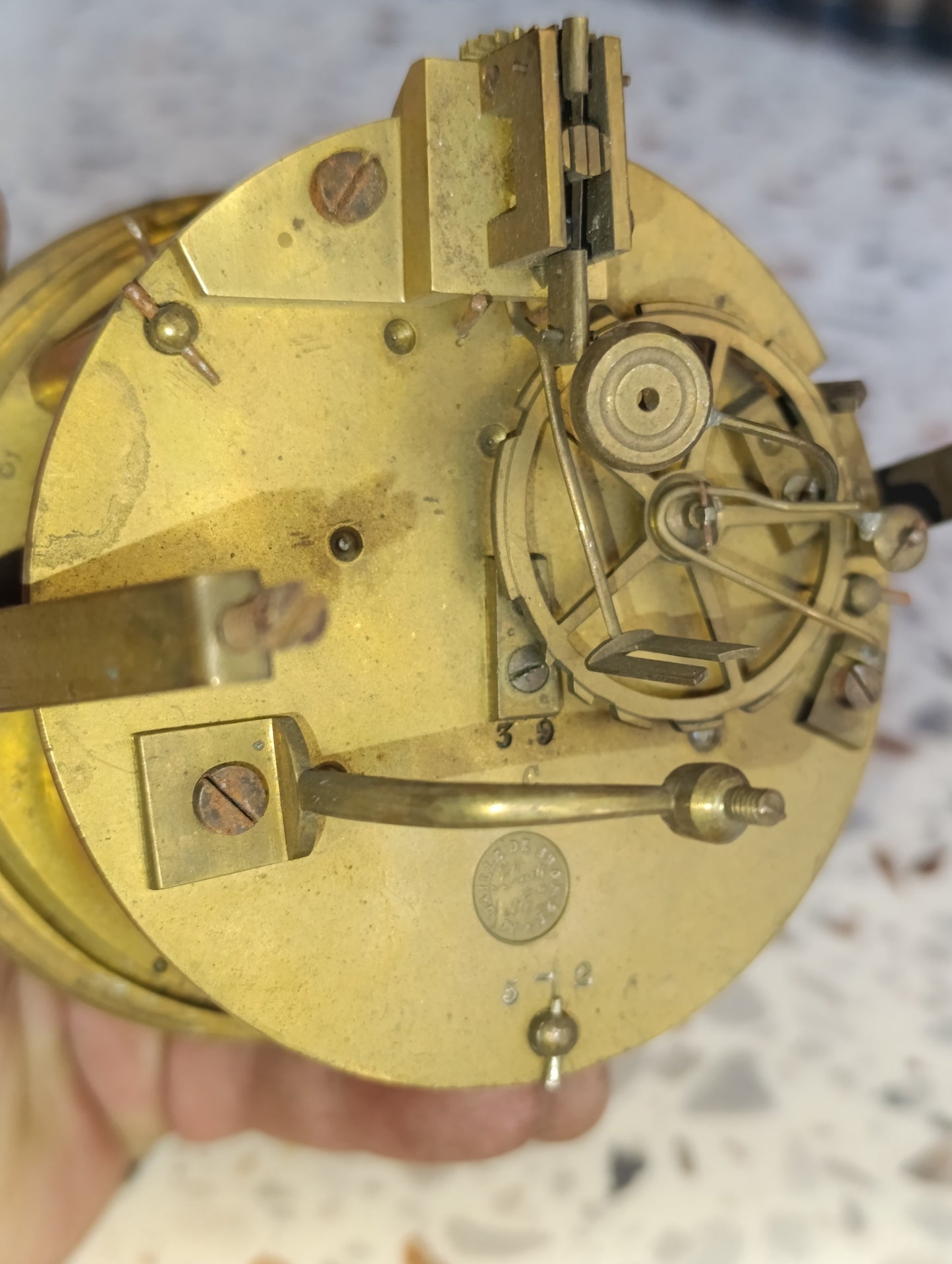 Mouvement d'horloge ancien Japy Frères avec cadran émaillé fleuri et balancier – Ø 10,6 cm