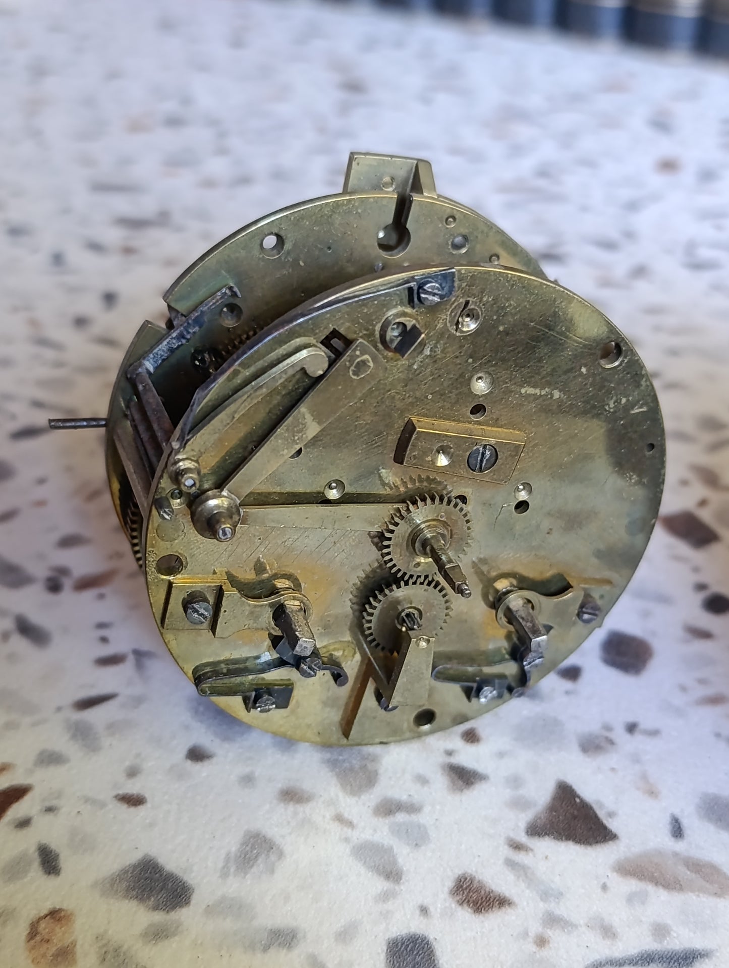 Lot de 5 mécanismes d’horlogerie anciens pour pendule et réveil – À restaurer ou pour pièces