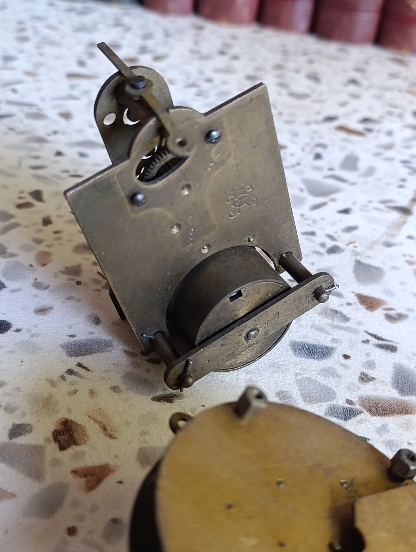 Lot de 5 mécanismes d’horlogerie anciens pour pendule et réveil – À restaurer ou pour pièces