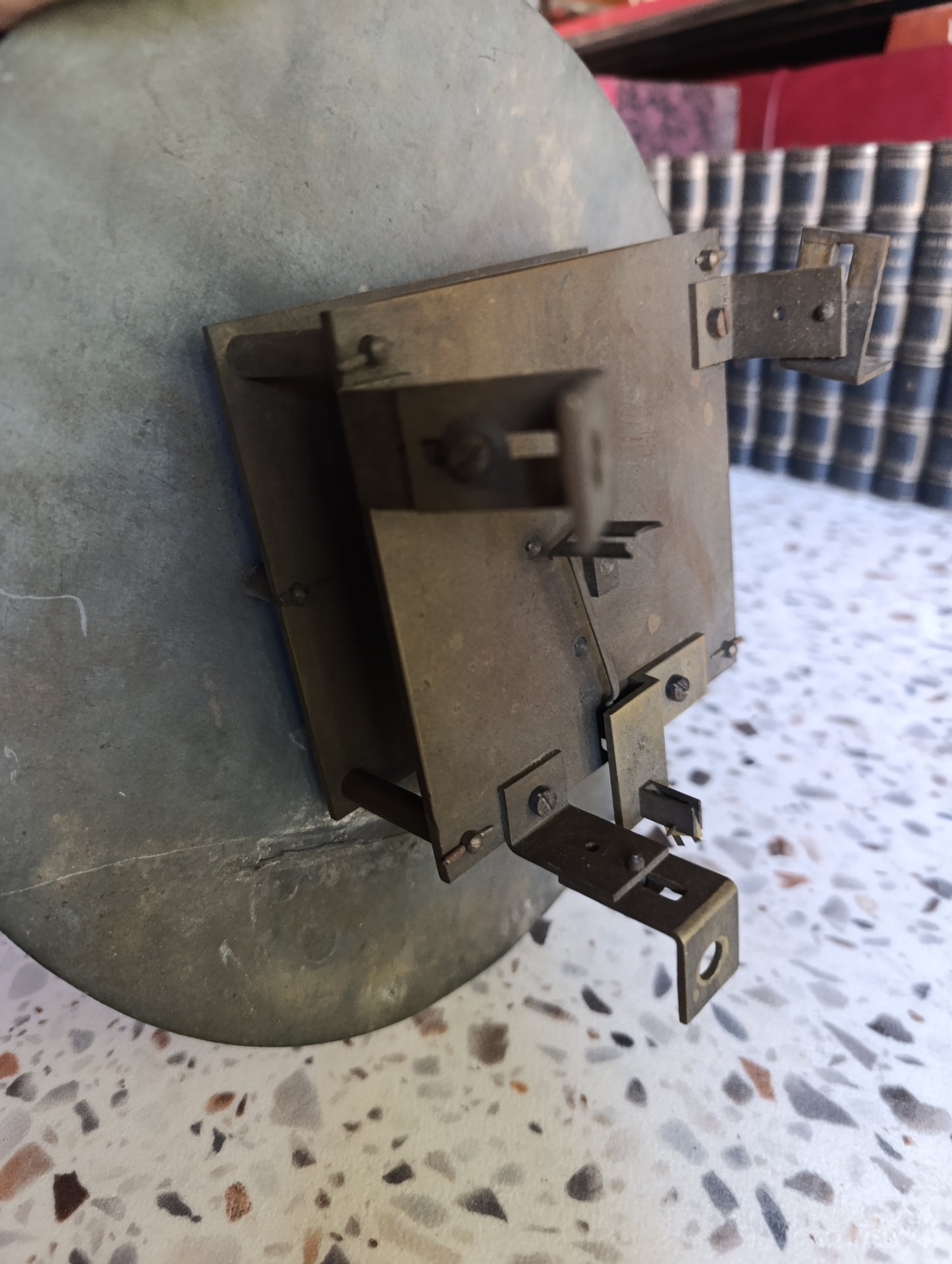 Cadran ancien d’horloge industrielle E. Faucon Ø 25 cm avec aiguilles