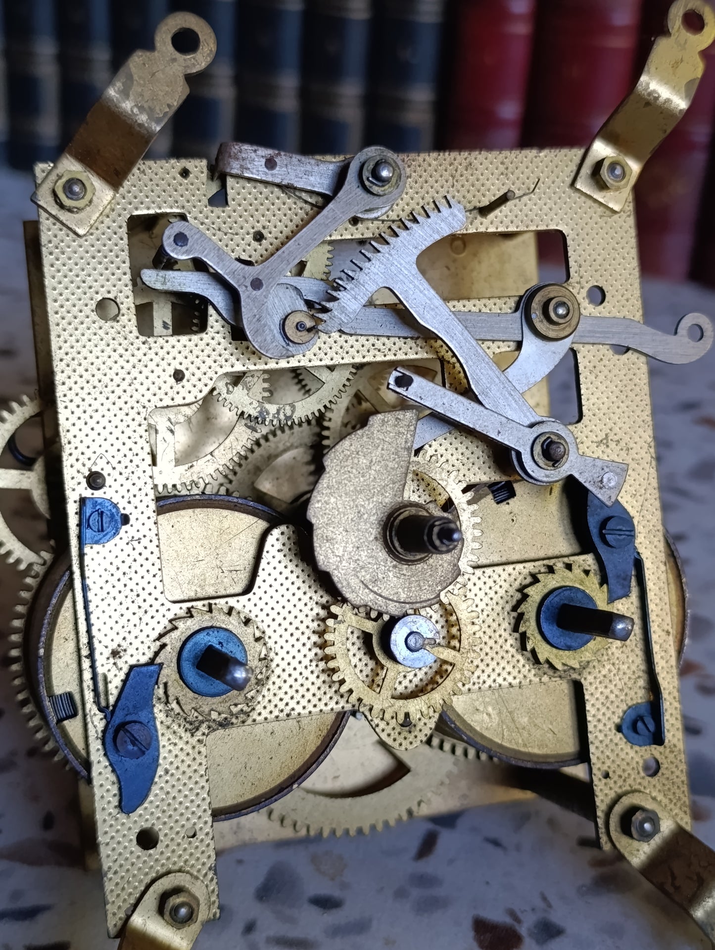 Mouvement d’horloge à carillon ancien double barillet pour restauration ou pièces