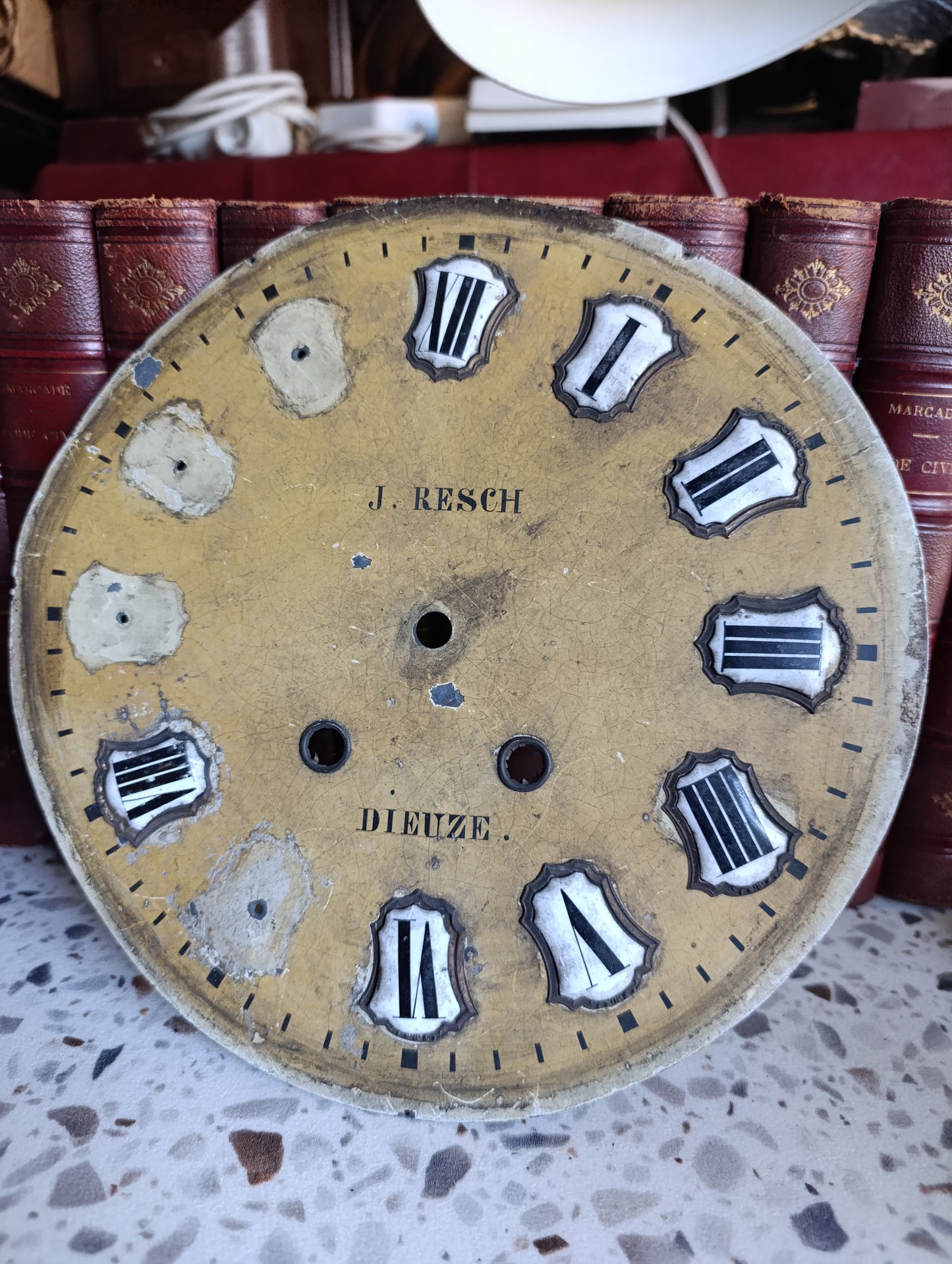 Lot de 2 cadrans anciens de pendule en émail – Ø 25,4 cm – Pour restauration