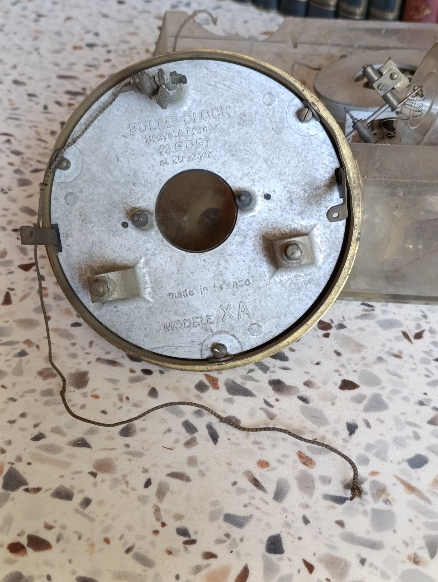 Lot de pièces d'horloge Bulle Clock – Cadran, mécanismes et composants anciens pour restauration