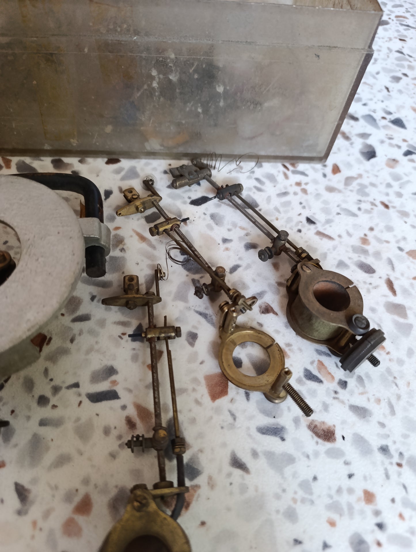 Lot de pièces d'horloge Bulle Clock – Cadran, mécanismes et composants anciens pour restauration