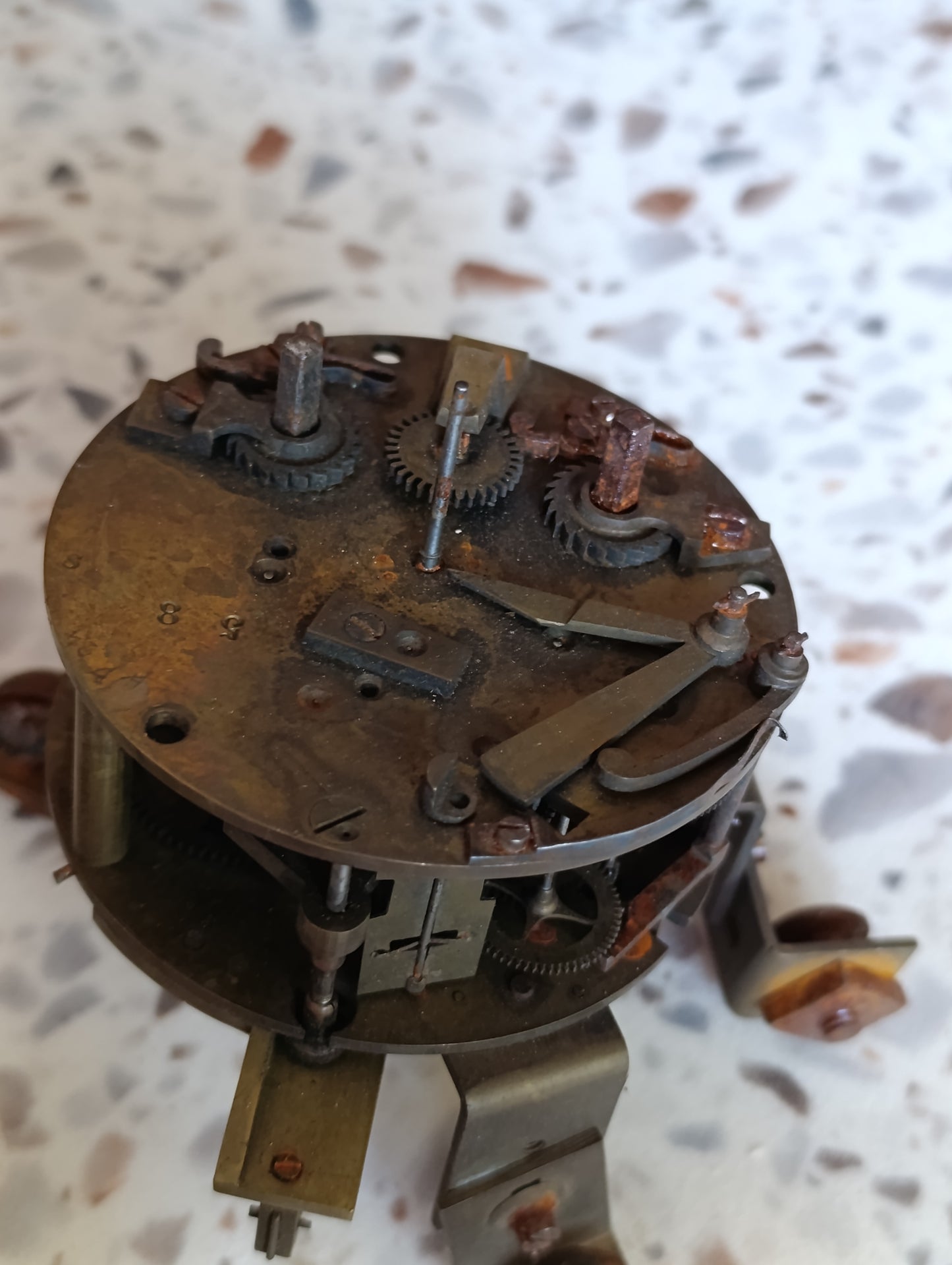 Lot de 3 mécanismes d’horloge ancienne à restaurer – Mouvements mécaniques pour pièces ou collection