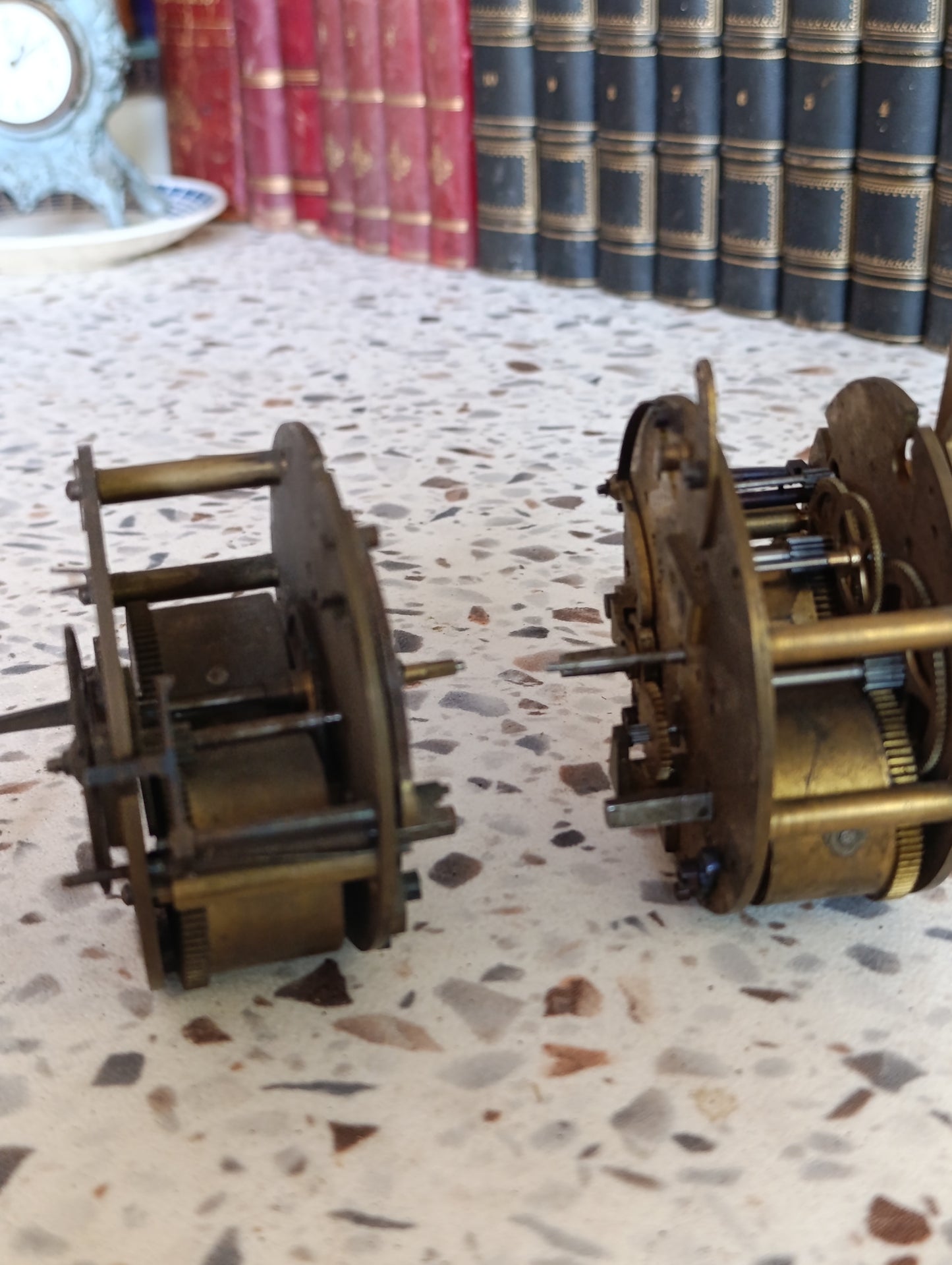 Lot de 2 mécanismes de réveil ancien mécaniques – Mouvements pour restauration ou pièces détachées