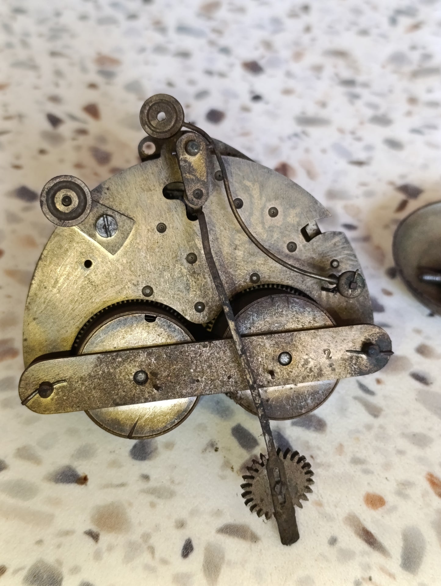 Mécanisme de pendule ancien à double barillet – Mouvement mécanique pour restauration ou pièces détachées
