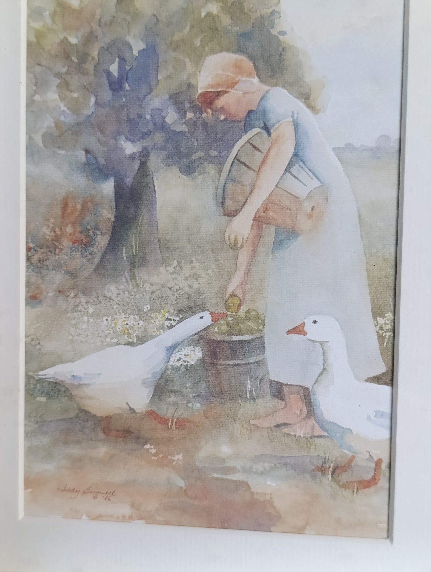 Tableau encadré enfant nourrissant des oies – aquarelle décorative 33,2 x 28,2 cm