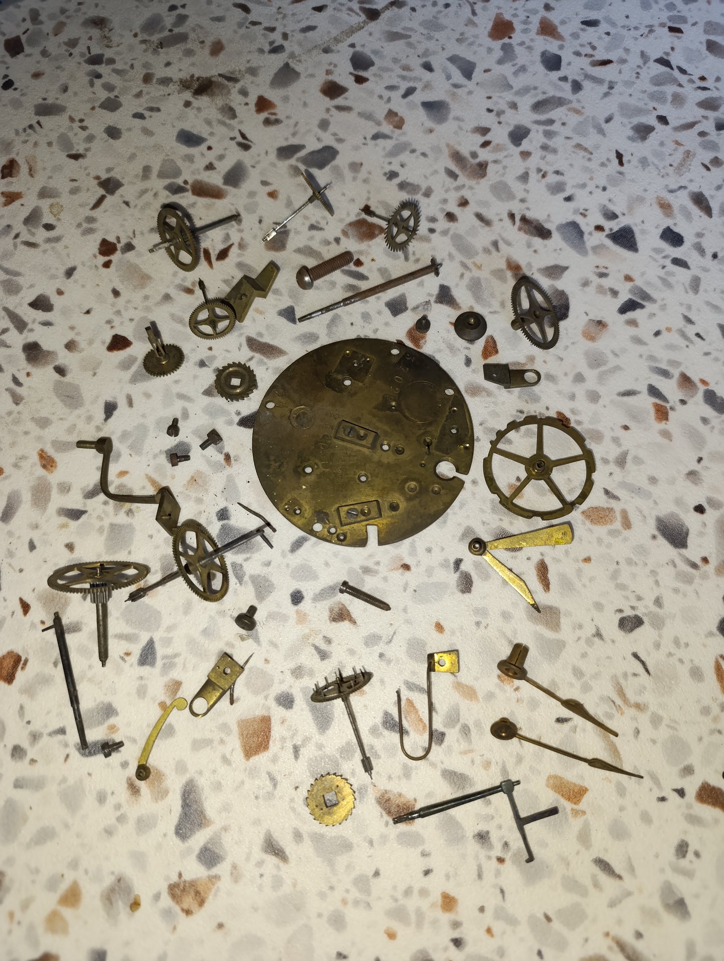 Lot de pièces anciennes d'horlogerie pour pendule