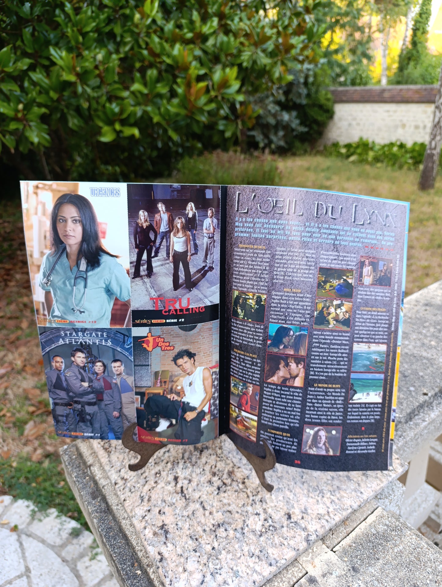 Séries Mag n°20 – Charmed, Lost, Les Frères Scott, Smallville, Desperate Housewives – Magazine TV 2005