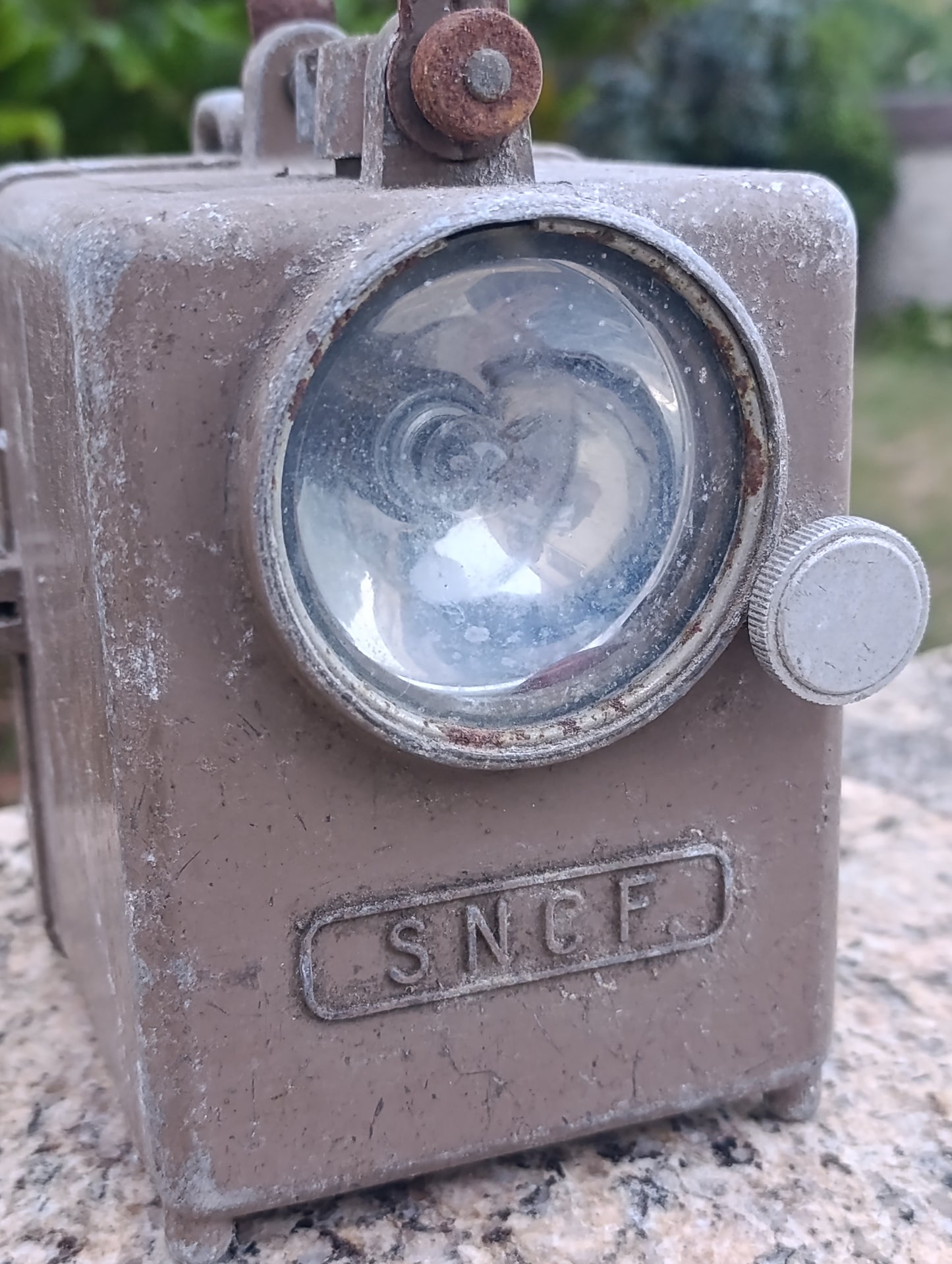 Ancienne lanterne portative SNCF de signalisation ferroviaire vintage 22 cm