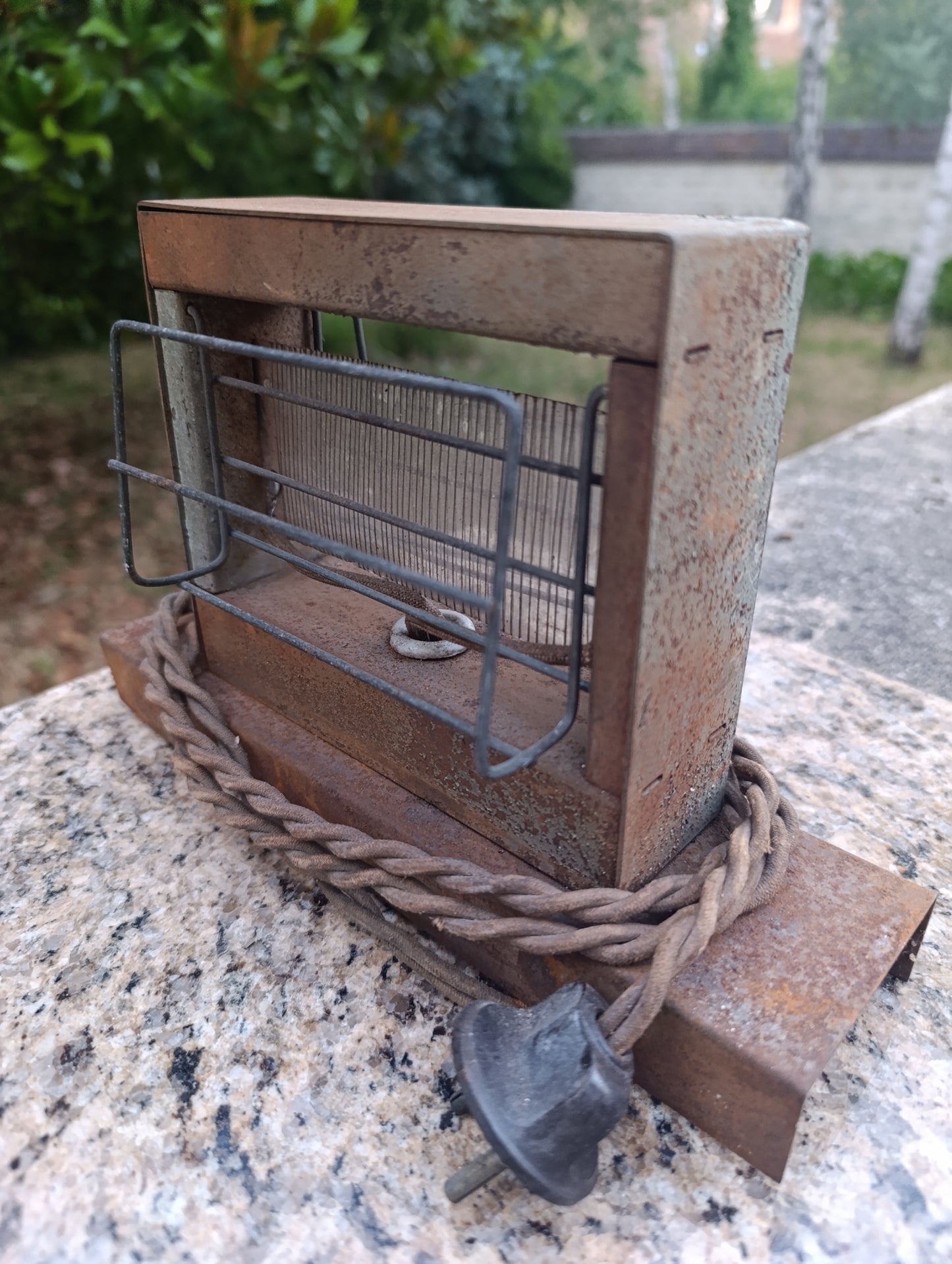 Ancien grille-pain électrique vintage en métal – Années 1940-1960