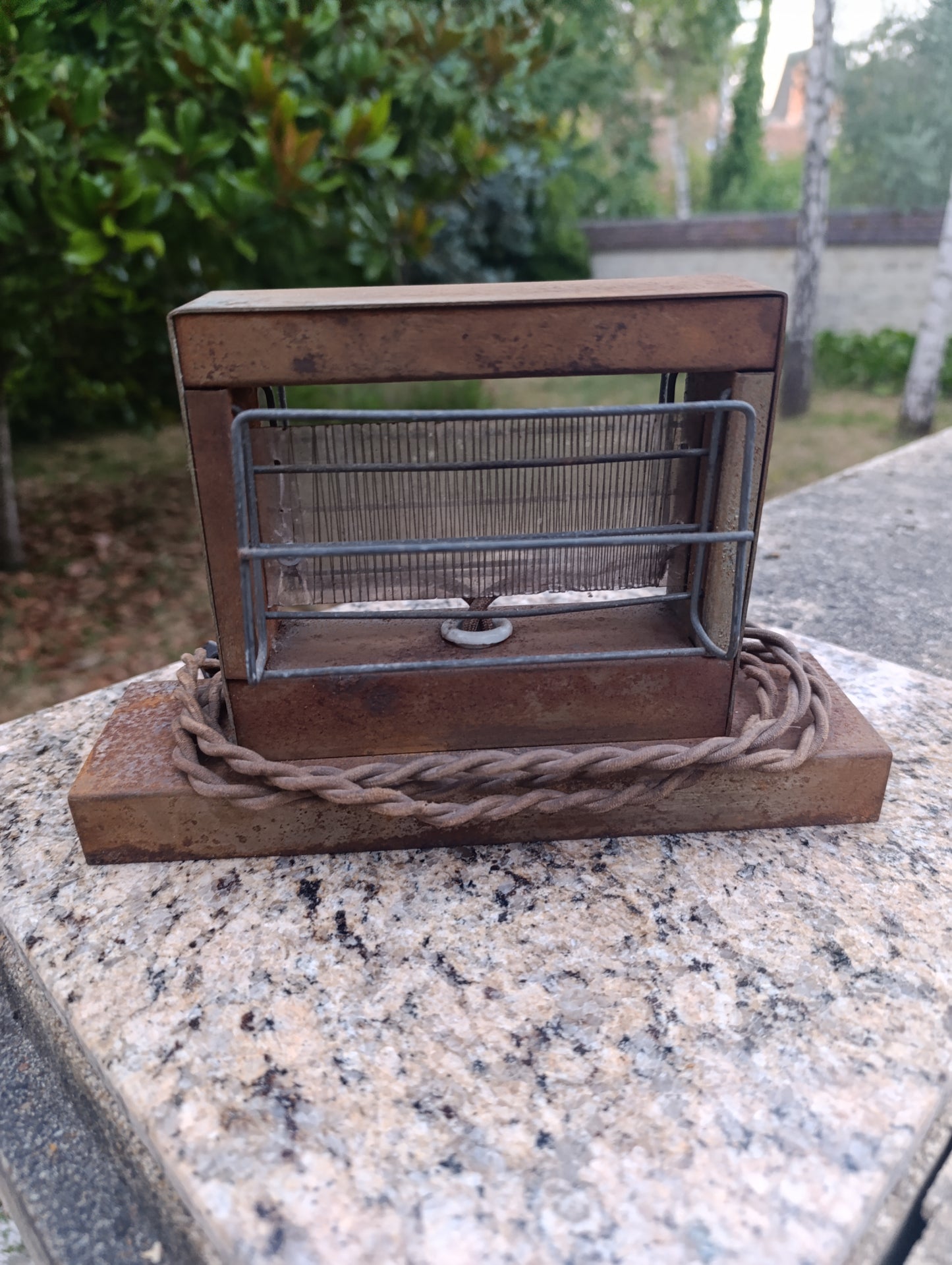Ancien grille-pain électrique vintage en métal – Années 1940-1960