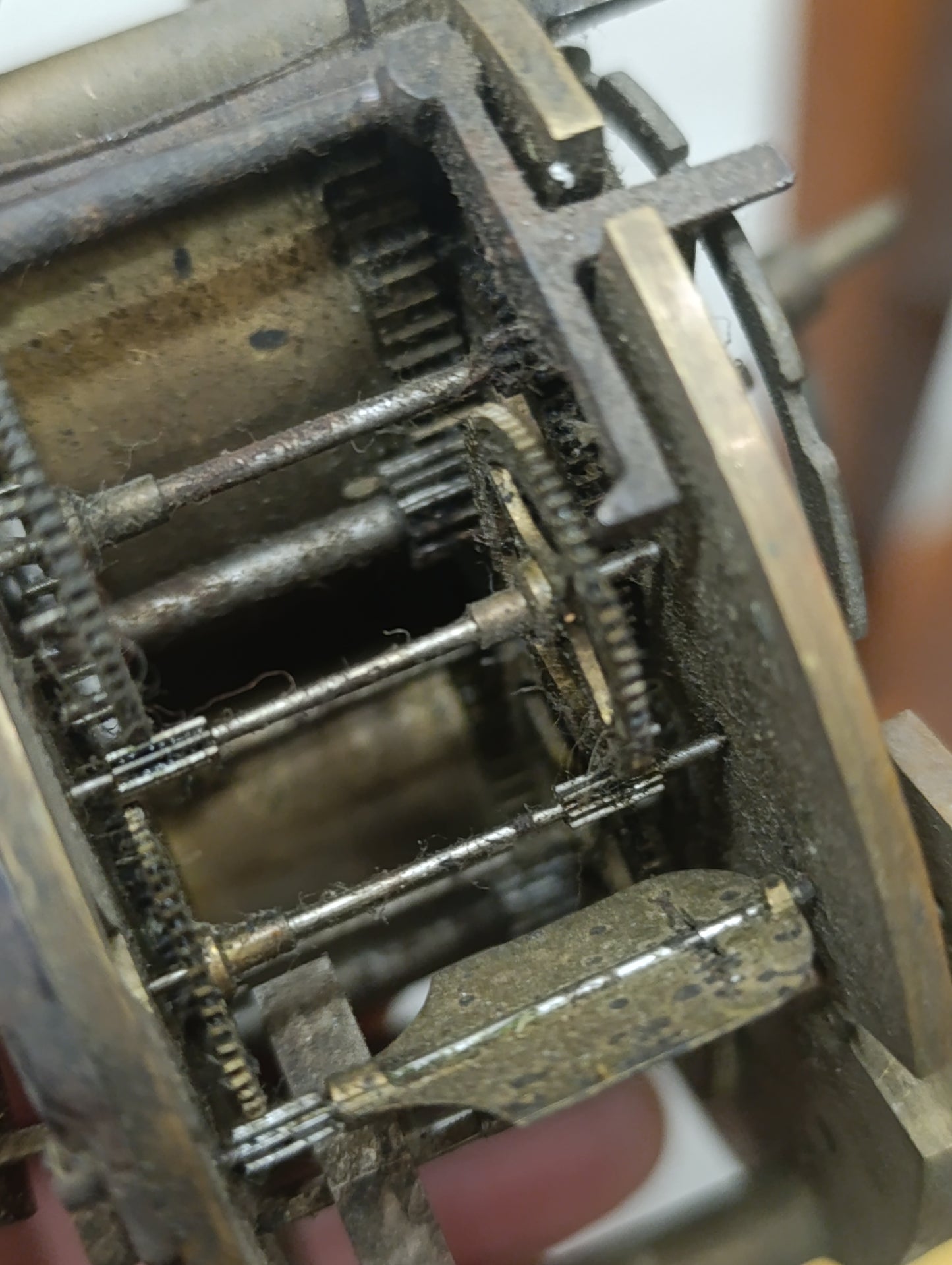 Mécanisme ancien d'horloge rond à ressort – Mouvement mécanique pour pièces ou restauration