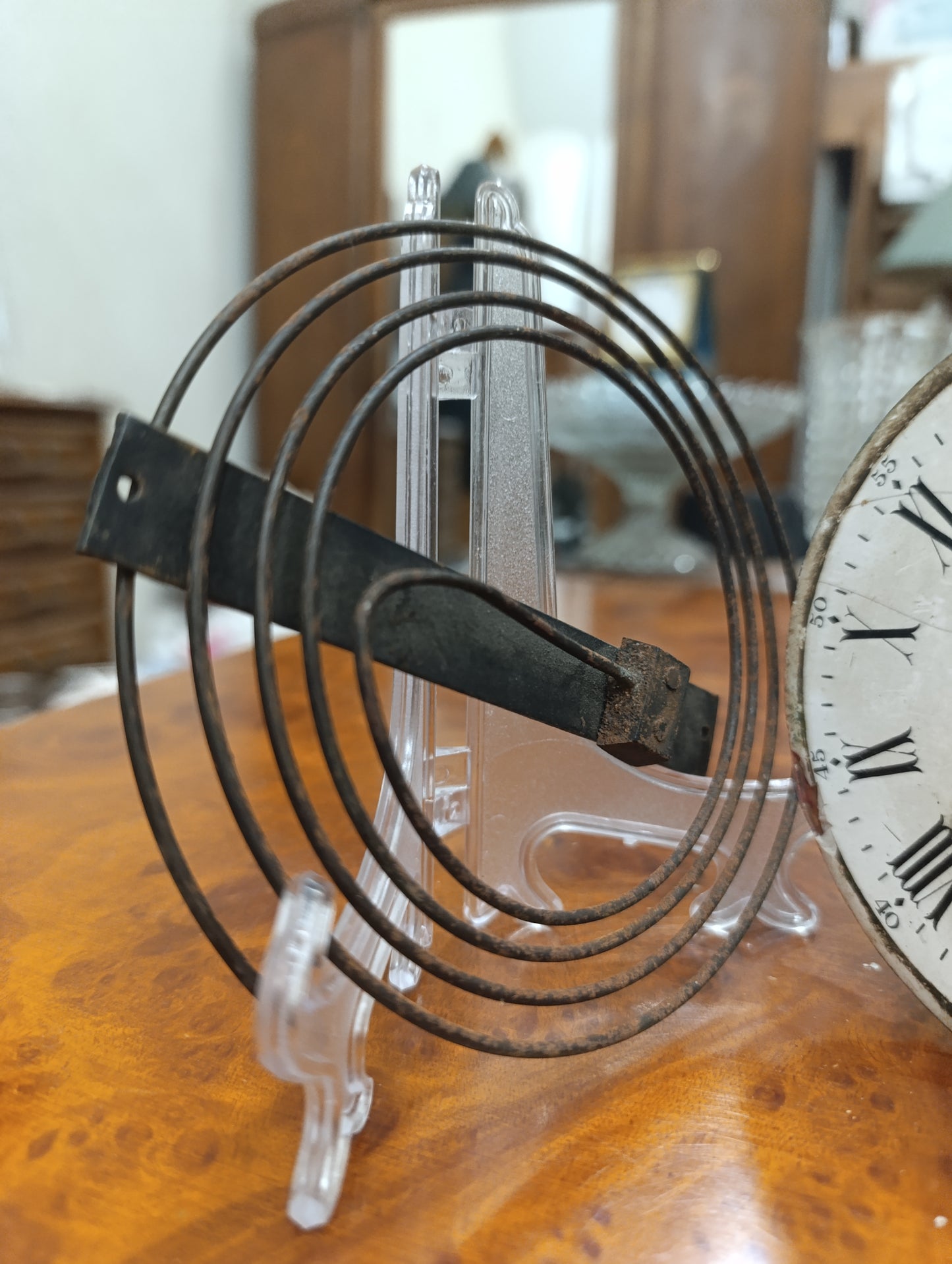 Mouvement de pendule ancienne à balancier avec cadran émaillé – Pour restauration