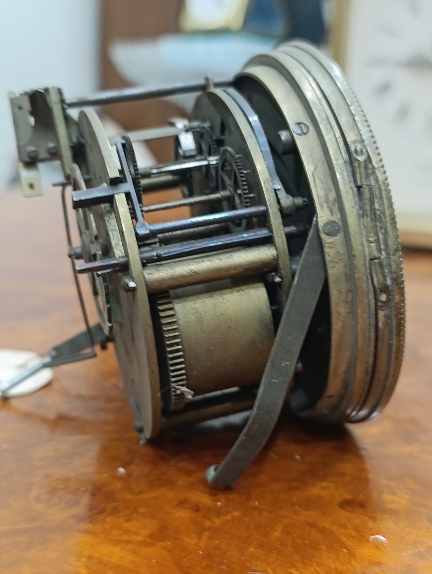Mouvement de pendule Japy Frères Médaille d'Honneur avec cadran, aiguilles, lunette et verre – Complet – Pour restauration