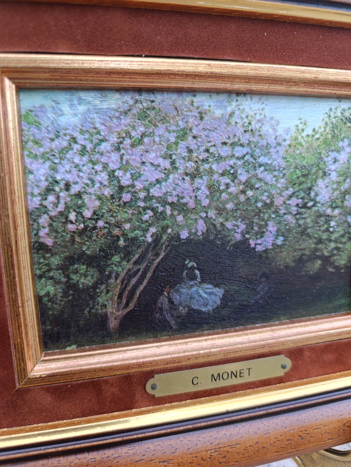 Claude Monet – Femme sous les lilas – Reproduction tableau impressionniste encadré