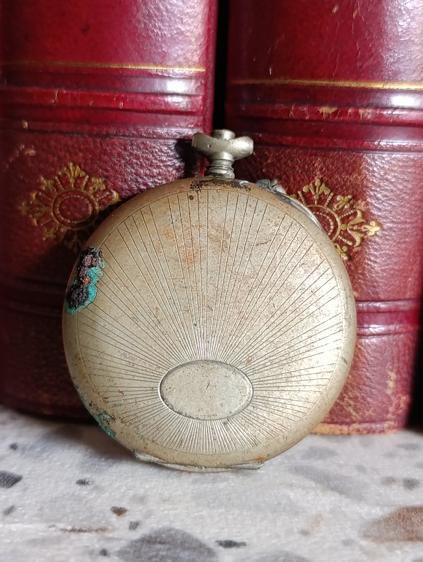 Montre à gousset ancienne mécanique cadran émaillé à restaurer
