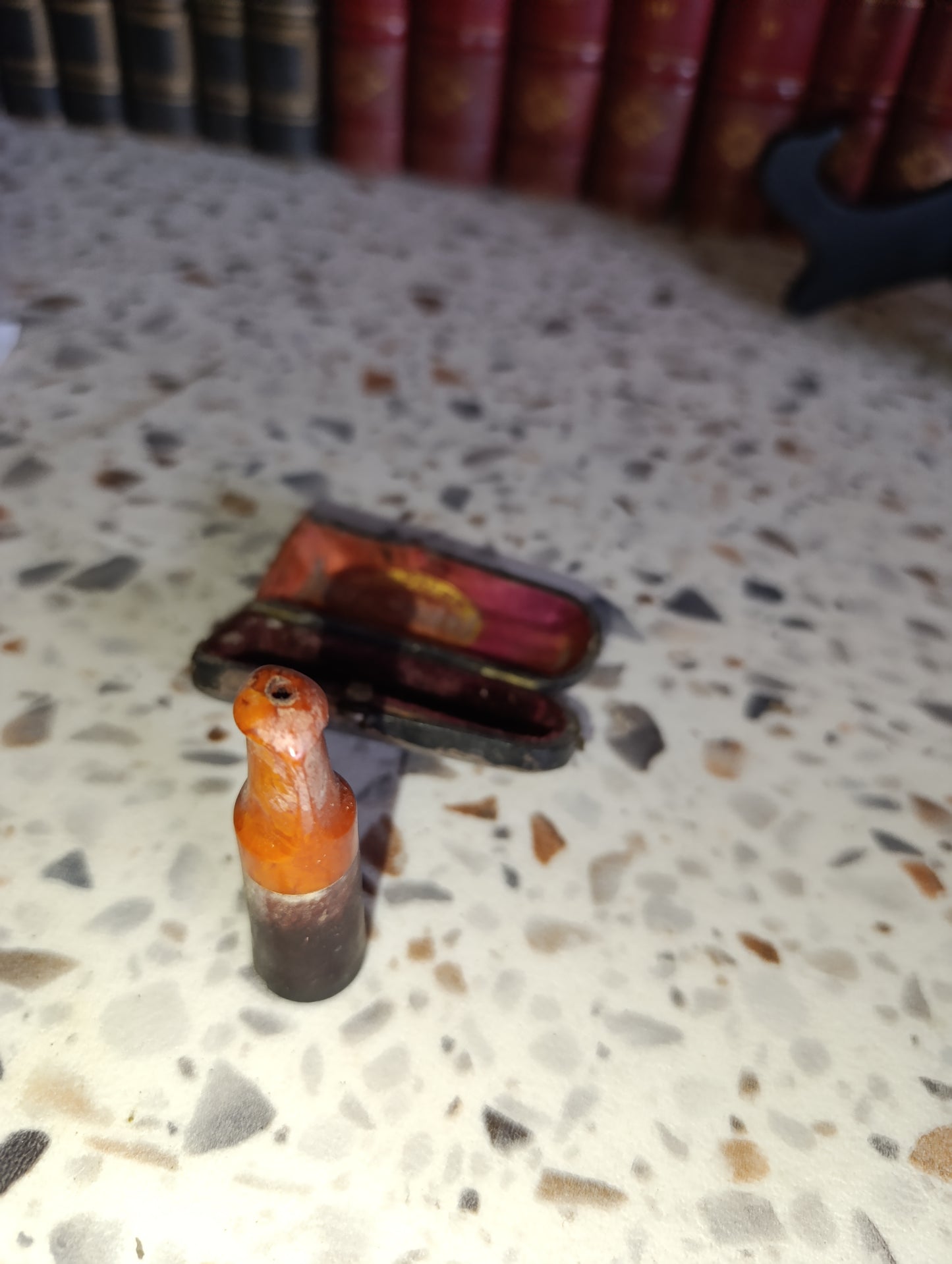 Ancienne petite pipe Au Pacha Besançon avec étui d’origine – J.V.