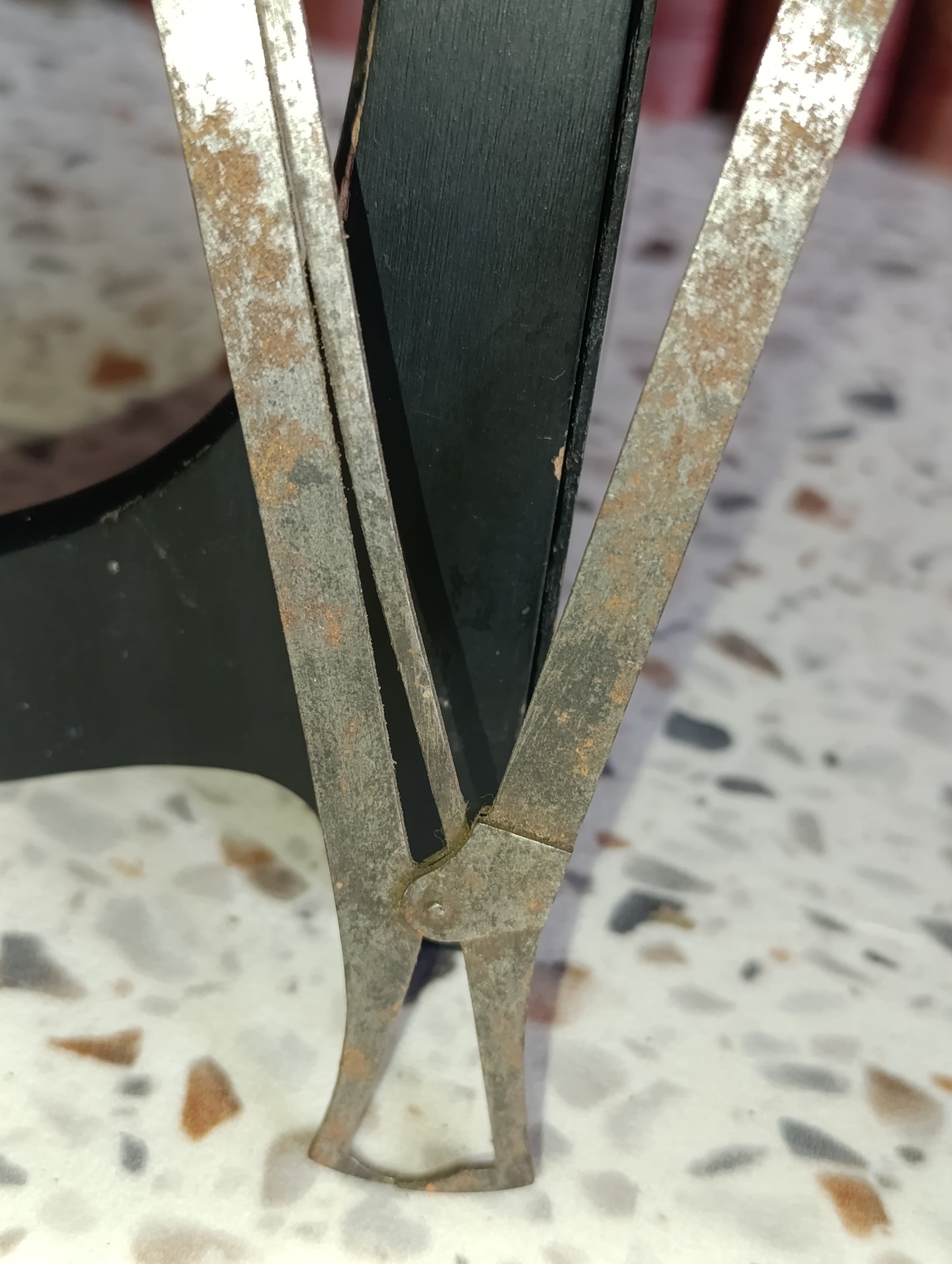 Ancien compas au dixième d’horloger bijoutier – Instrument de mesure