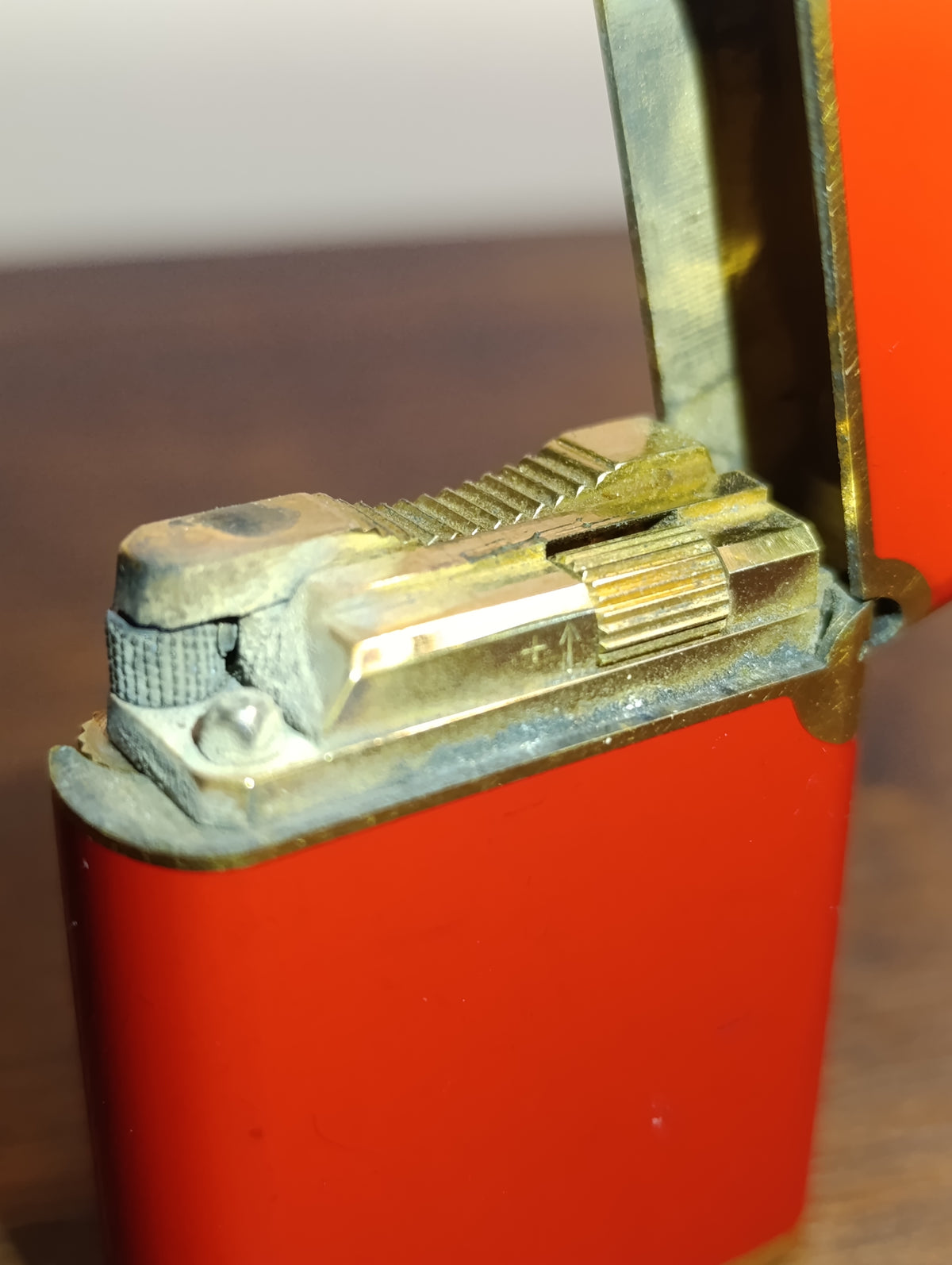 Briquet S.T. Dupont Paris Vintage – Laque de Chine Rouge – Doré – Made in France