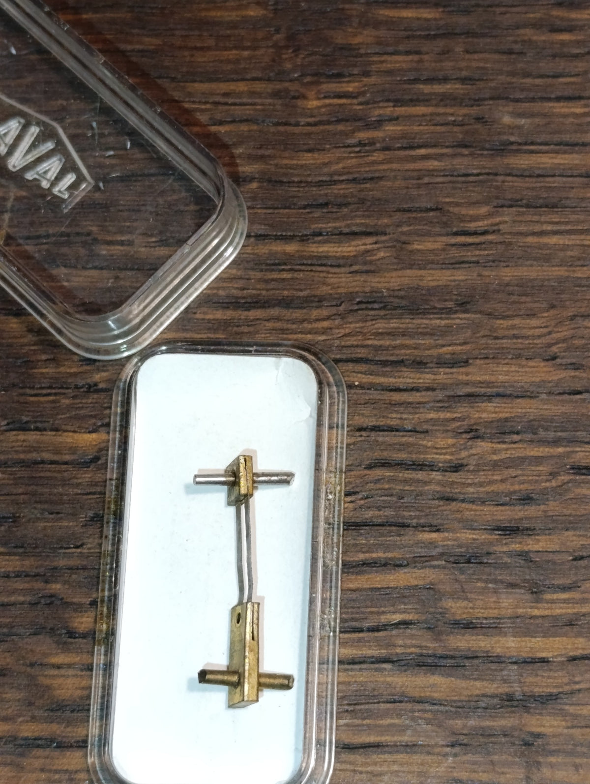 Suspension pour pendule à sujet en boîte