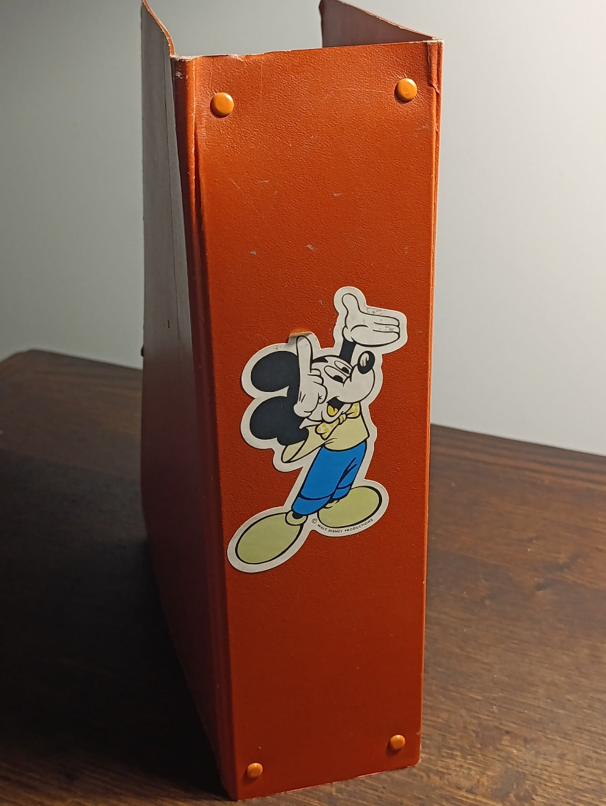 Classeur Mickey contenant 24 numéros du Journal de Mickey