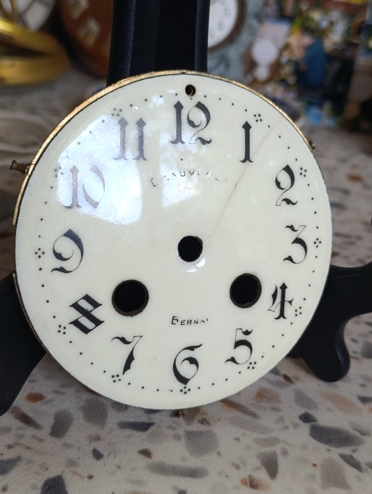 Cadran émaillé ancien Bernay pour pendule comtoise ou horloge mécanique – diamètre 10 cm