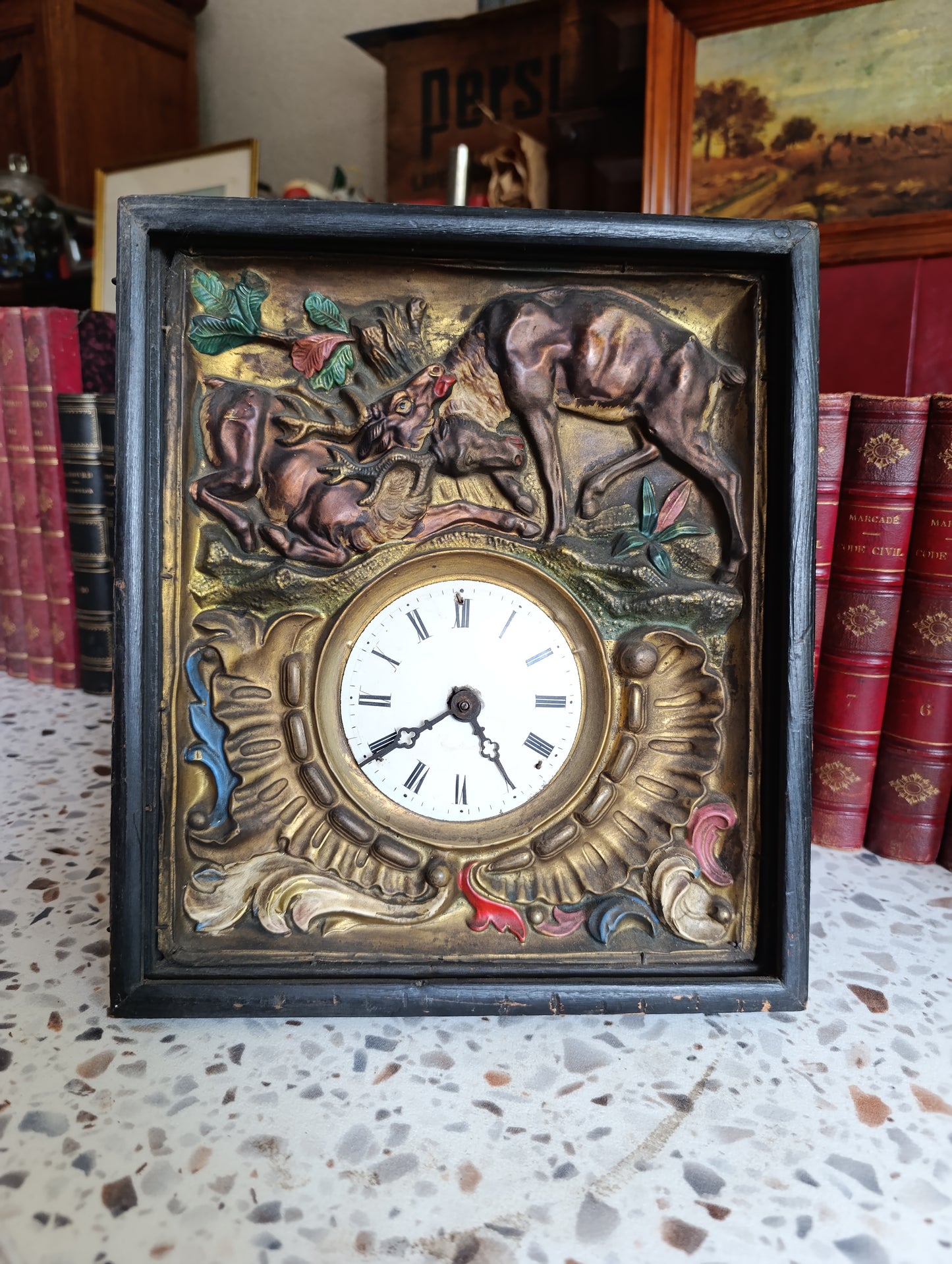 Horloge Comtoise Miniature Ancienne à Décor de Chasse au Cerf XIXe Siècle