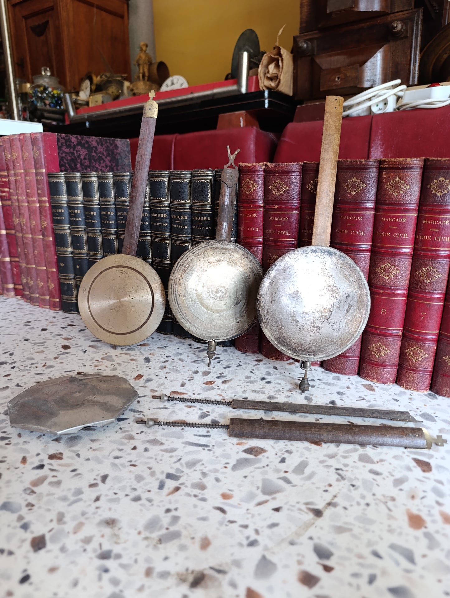 Lot de balanciers anciens pour horloges à carillon – Pièces d'horlogerie
