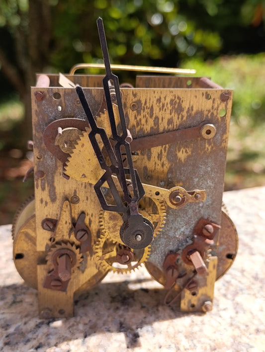 Mouvement d’horloge ancien ODO Made in France 2 trains – avec aiguilles – pièce détachée